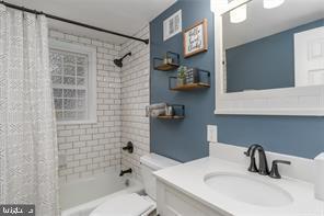 MOUNT ZEPHYR - Residential