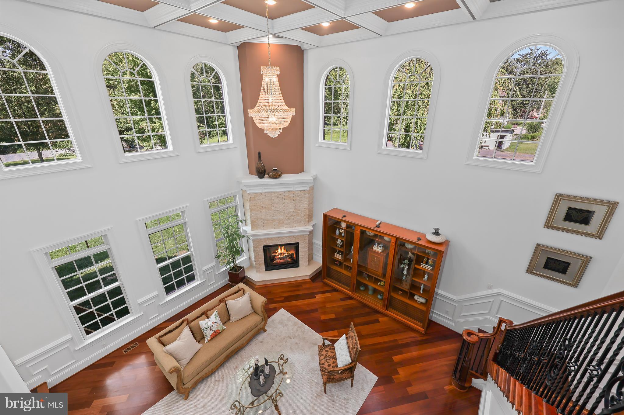 ANNANDALE ACRES - Residential