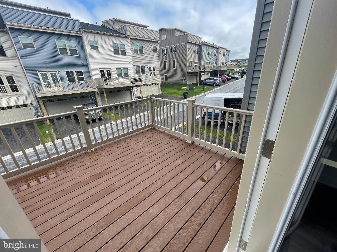 LAKE LINGANORE OAKDALE - Residential Lease