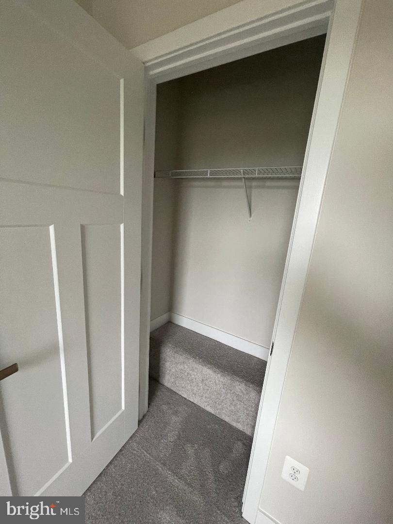 LAKE LINGANORE OAKDALE - Residential Lease