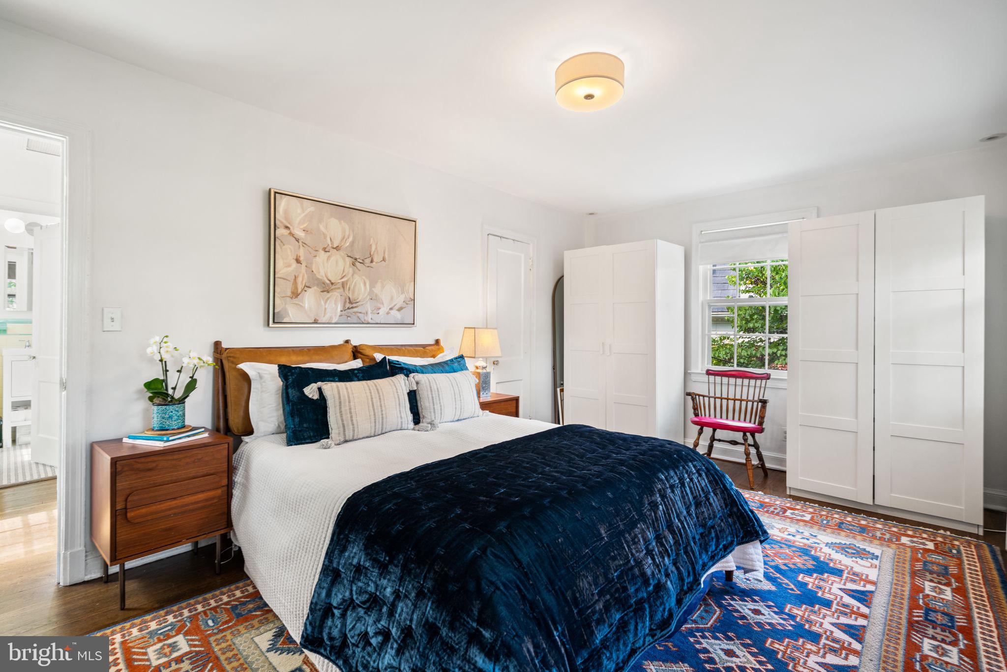 CRESTVIEW - Residential