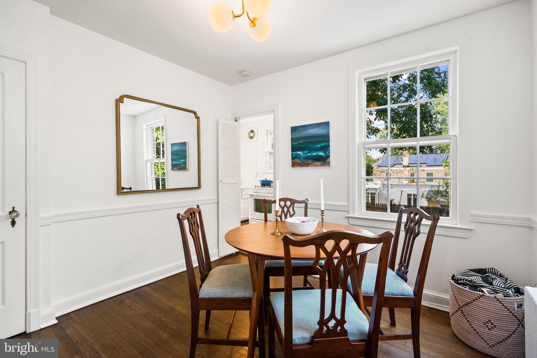 CRESTVIEW - Residential