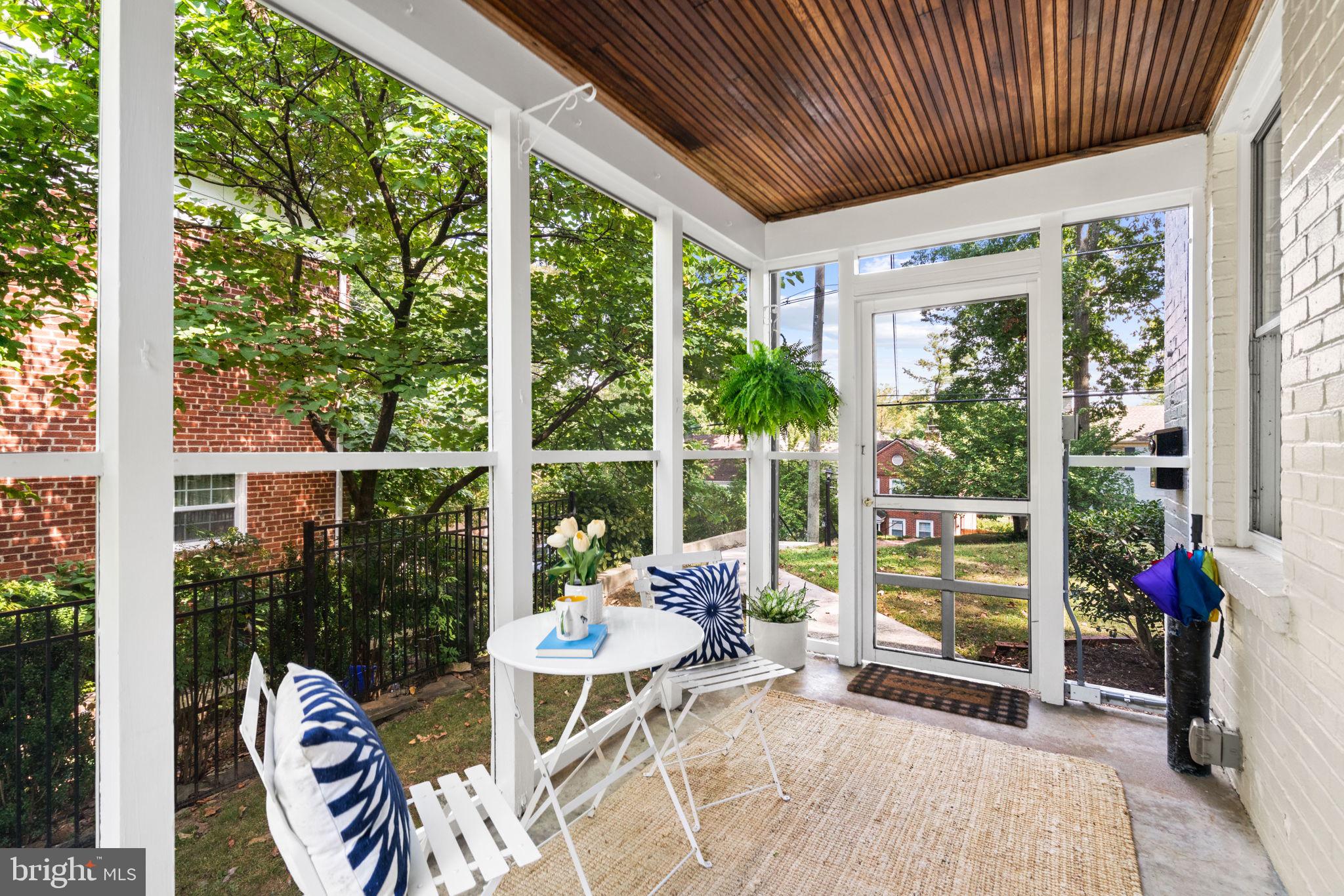 CRESTVIEW - Residential