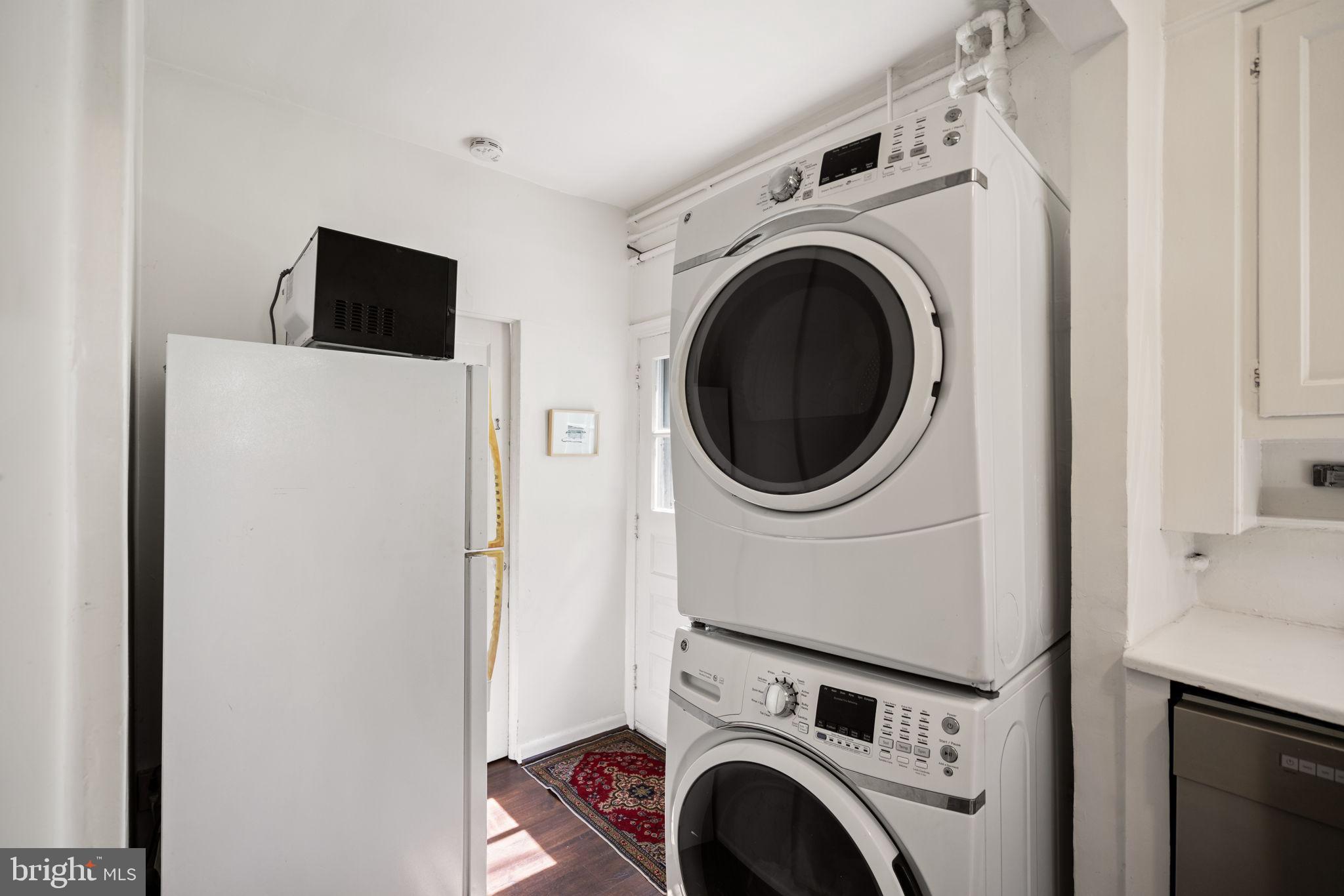 CRESTVIEW - Residential