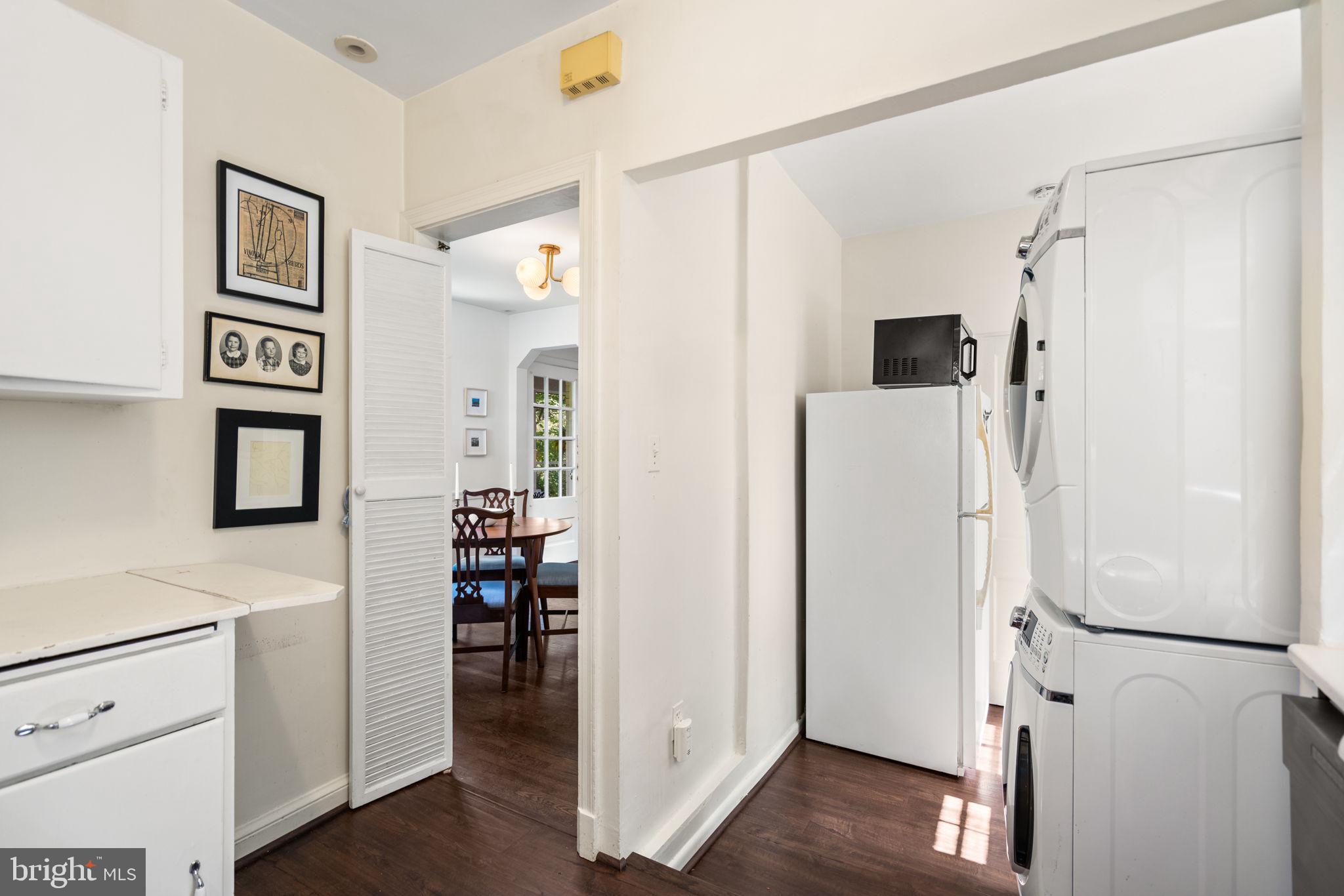 CRESTVIEW - Residential