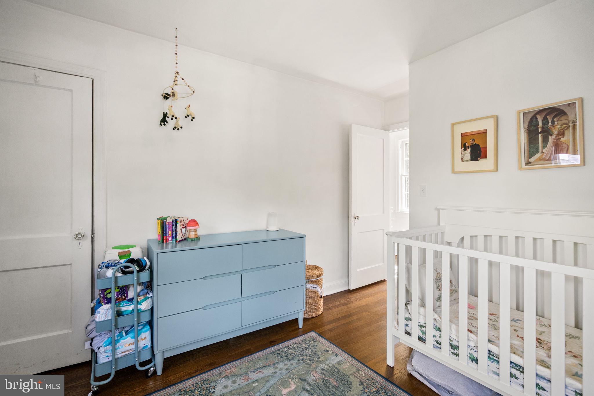 CRESTVIEW - Residential