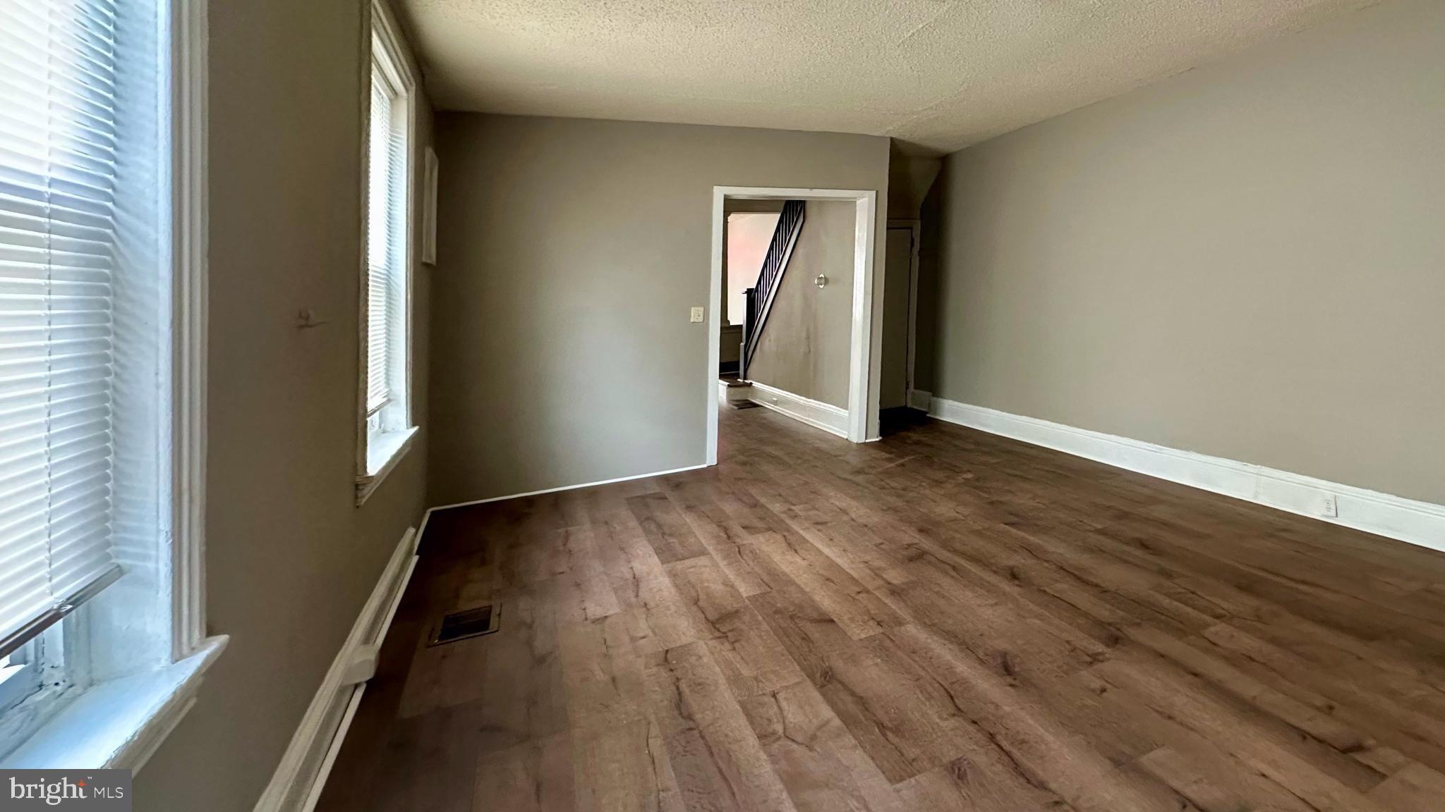 NORRISTOWN - Residential