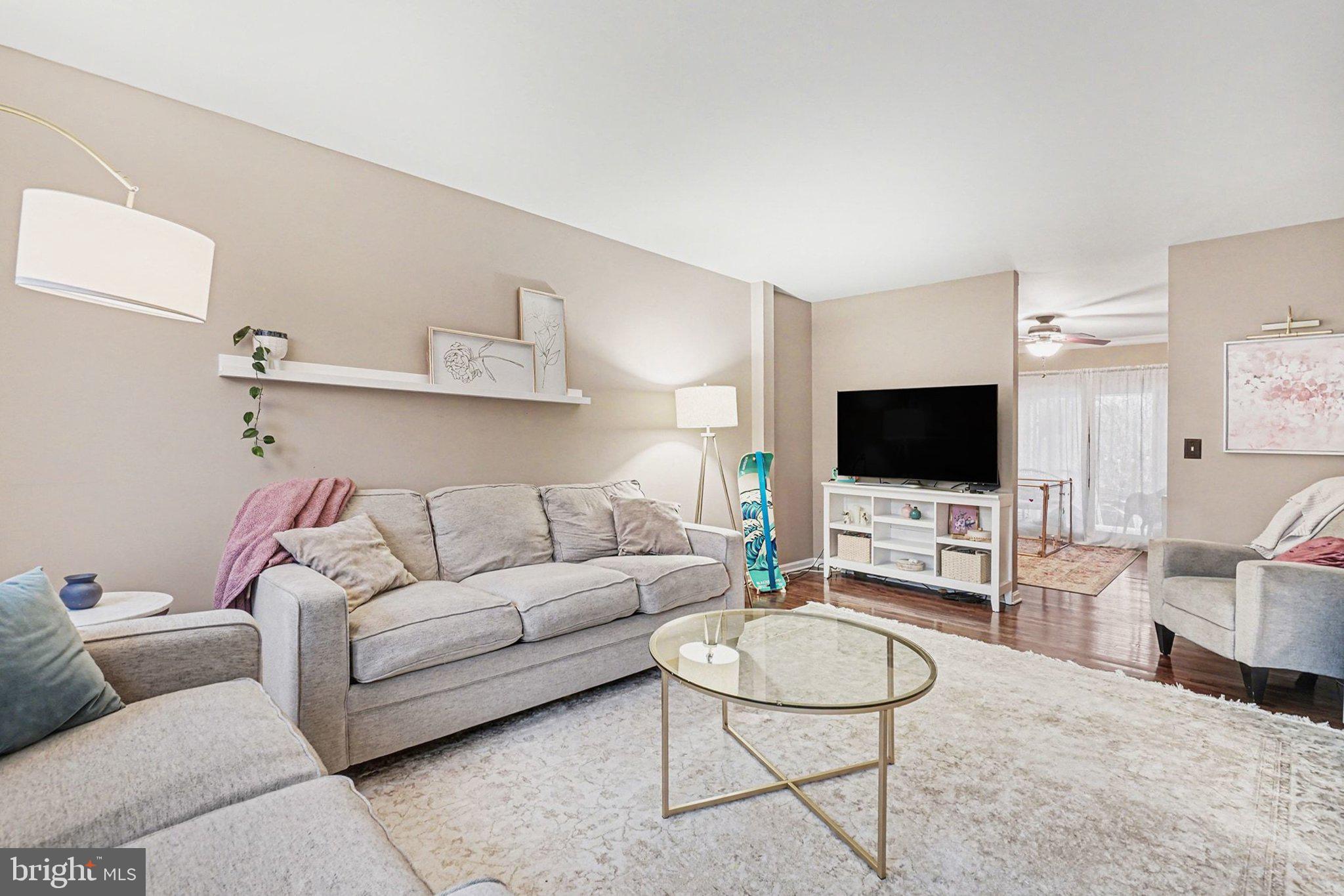 RIDGE COURT - Residential