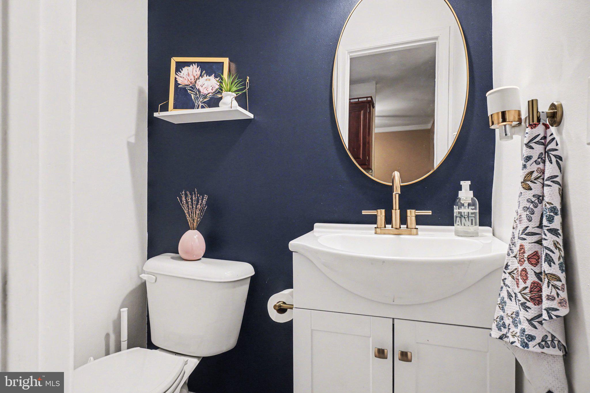 RIDGE COURT - Residential