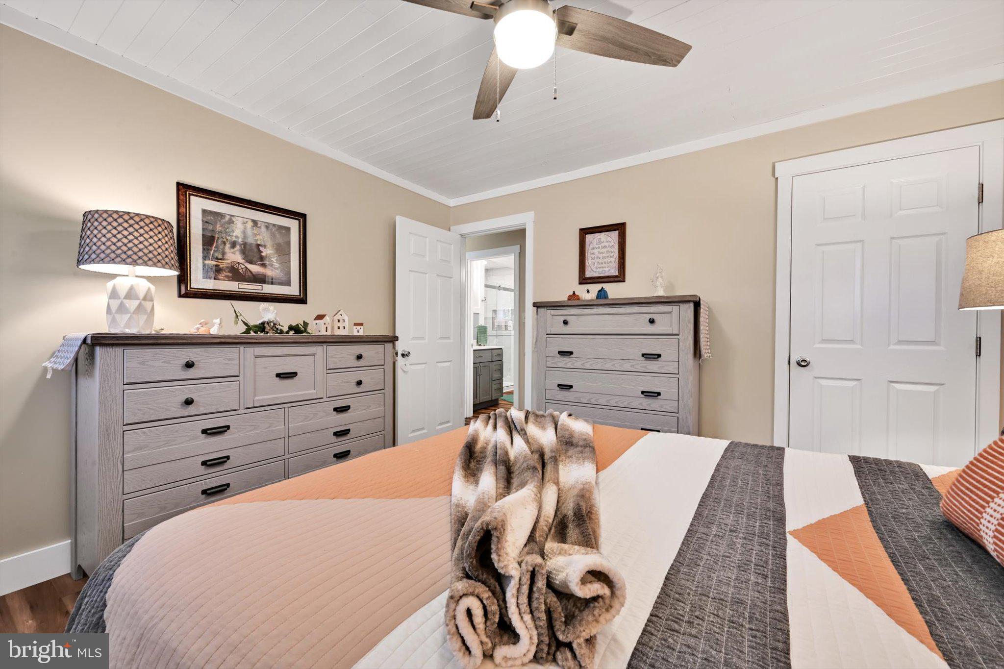 LAKE WYNONAH - Residential