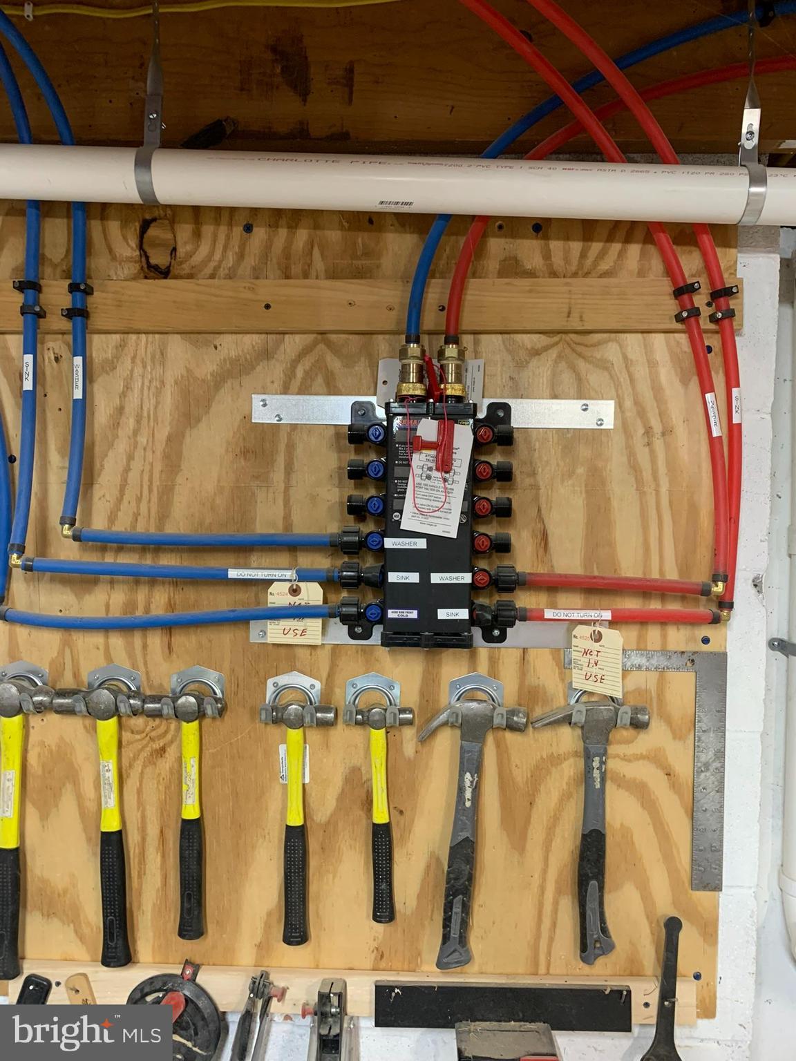 LAKE WYNONAH - Residential