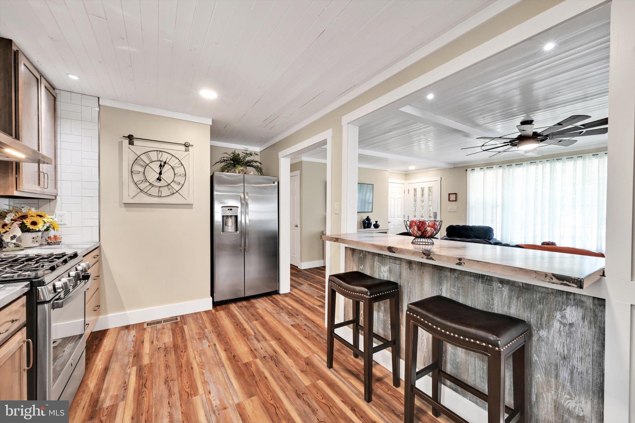 LAKE WYNONAH - Residential