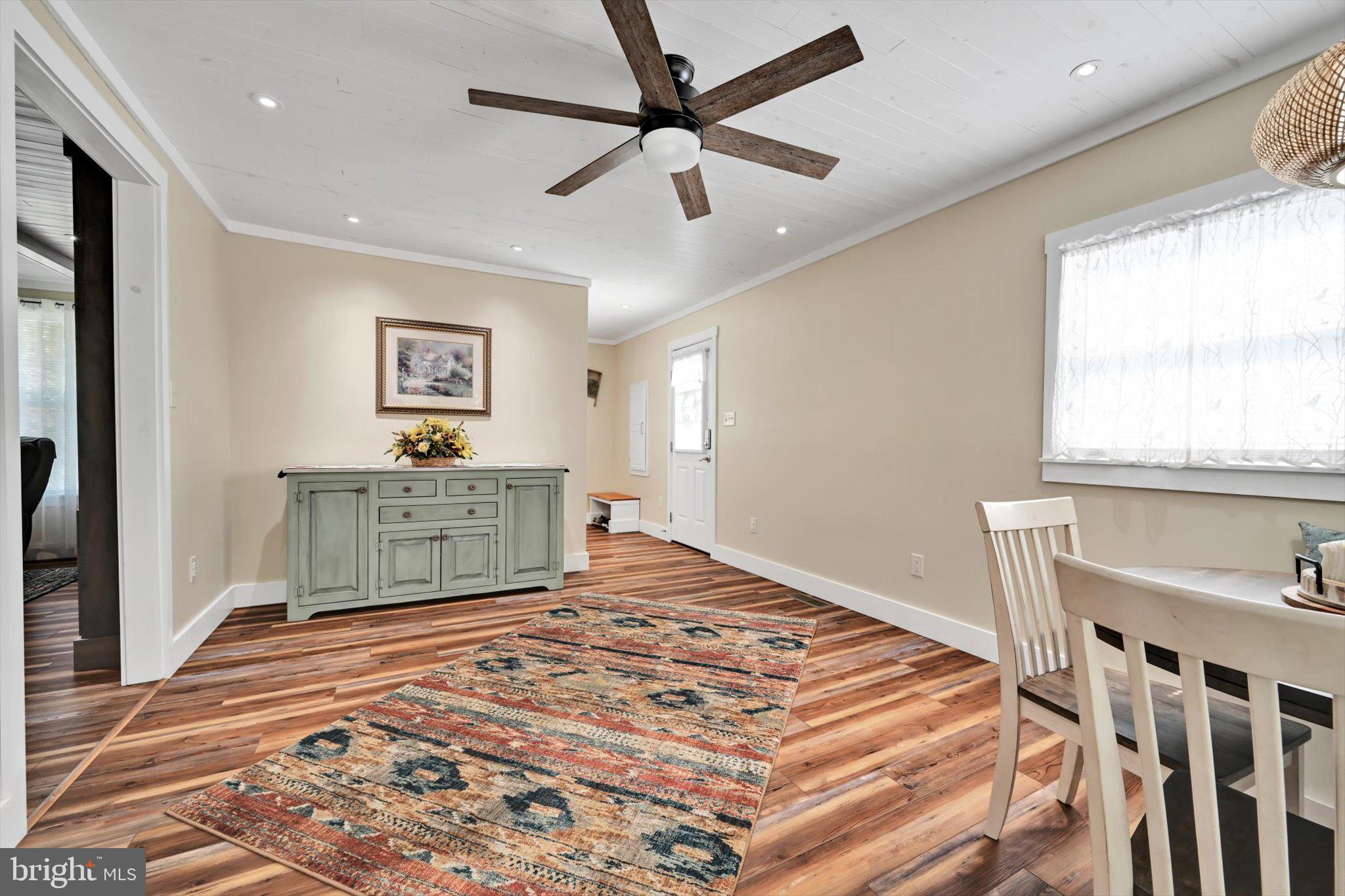 LAKE WYNONAH - Residential