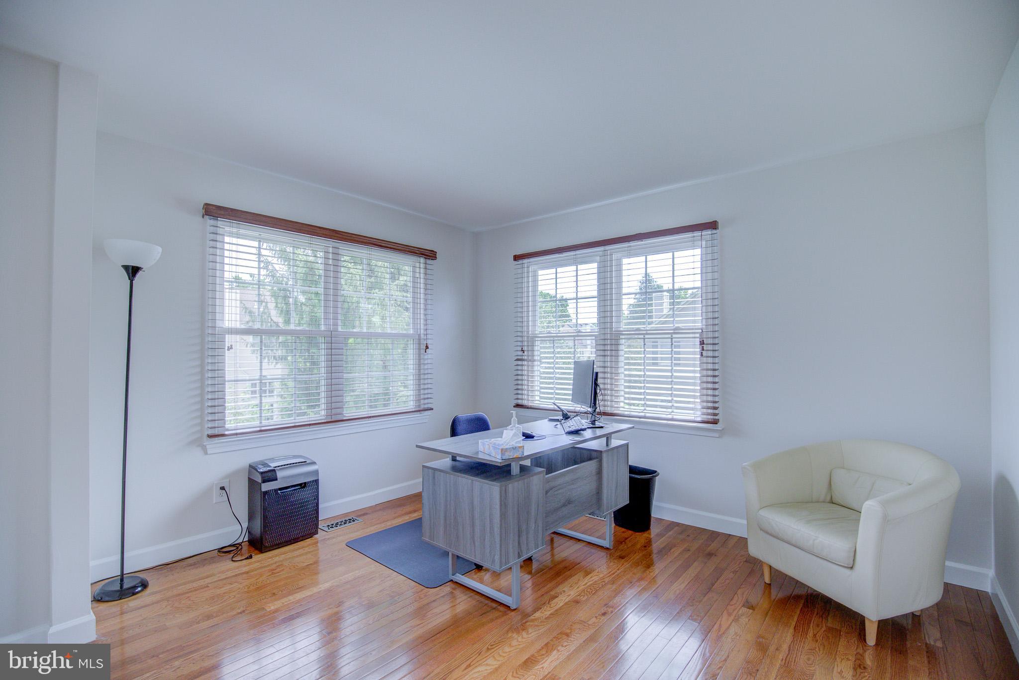 THE REACH - Residential