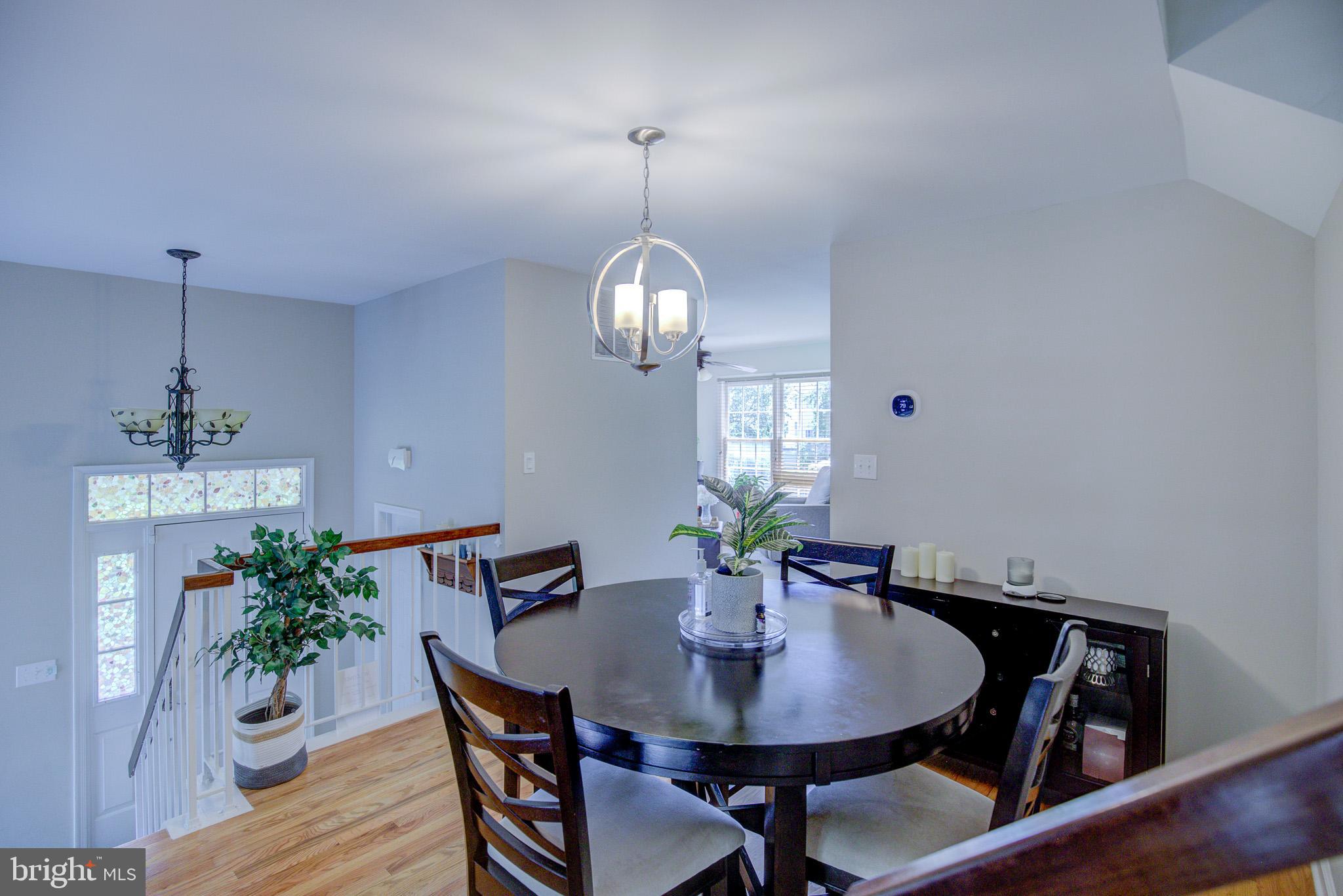 THE REACH - Residential