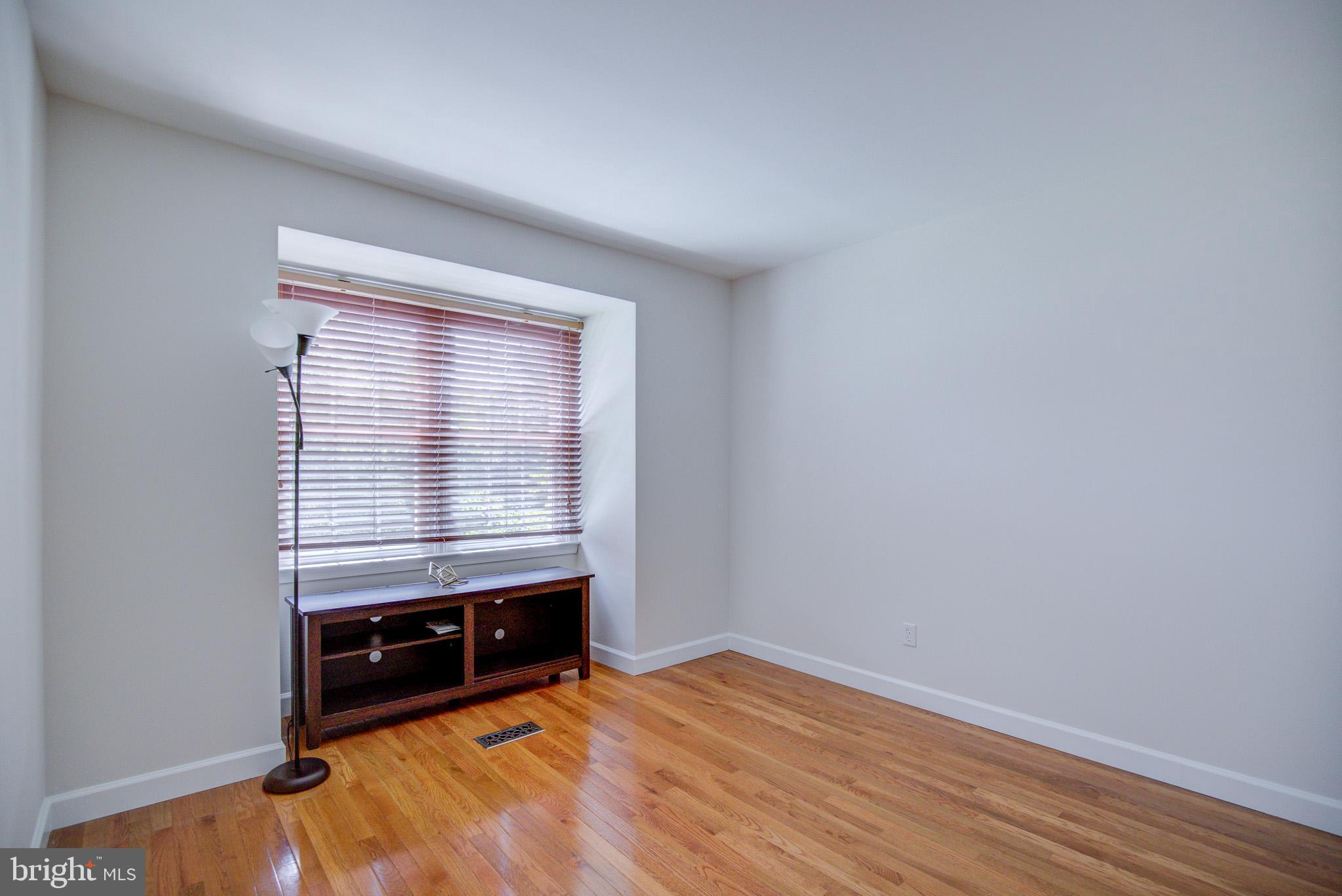 THE REACH - Residential