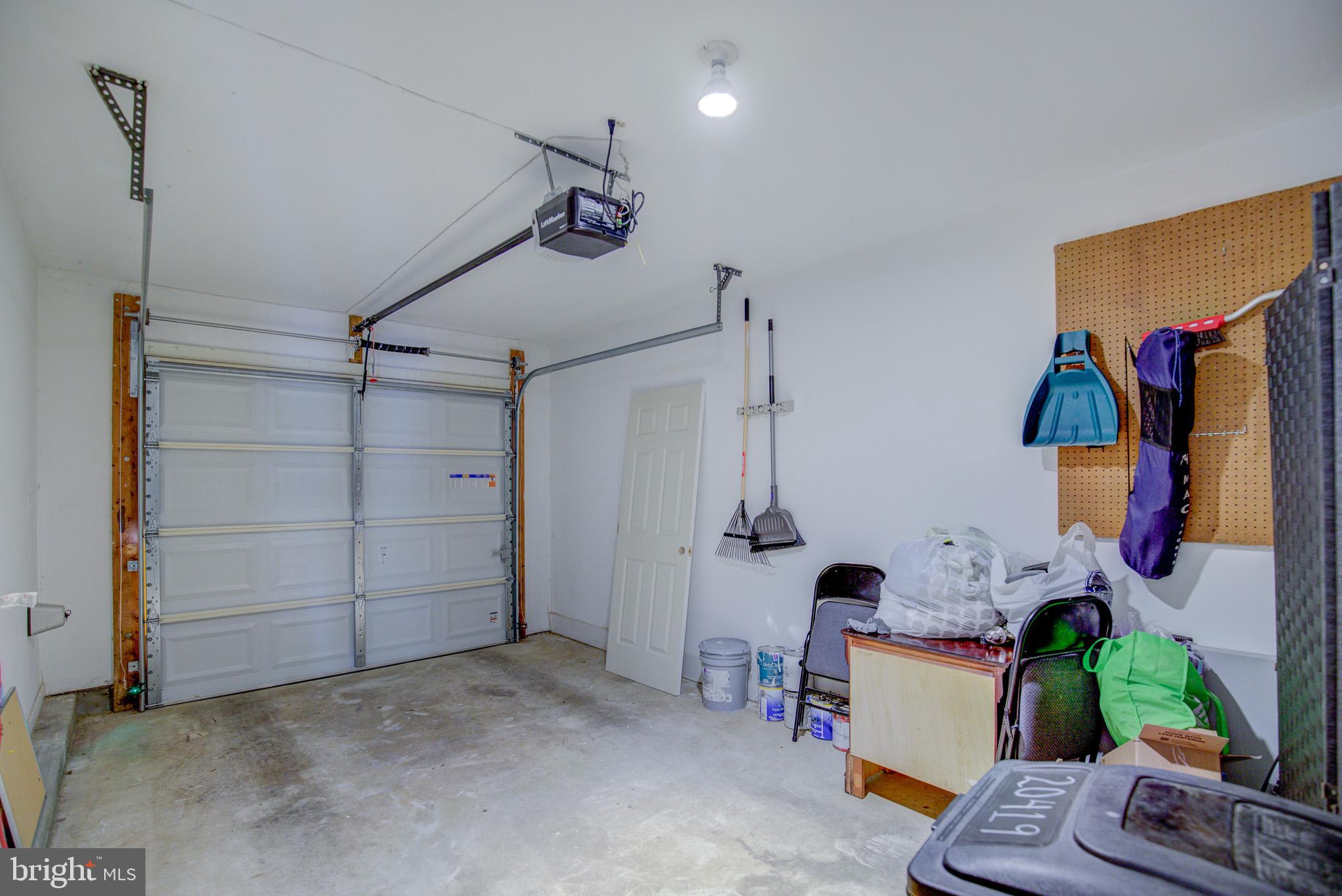 THE REACH - Residential