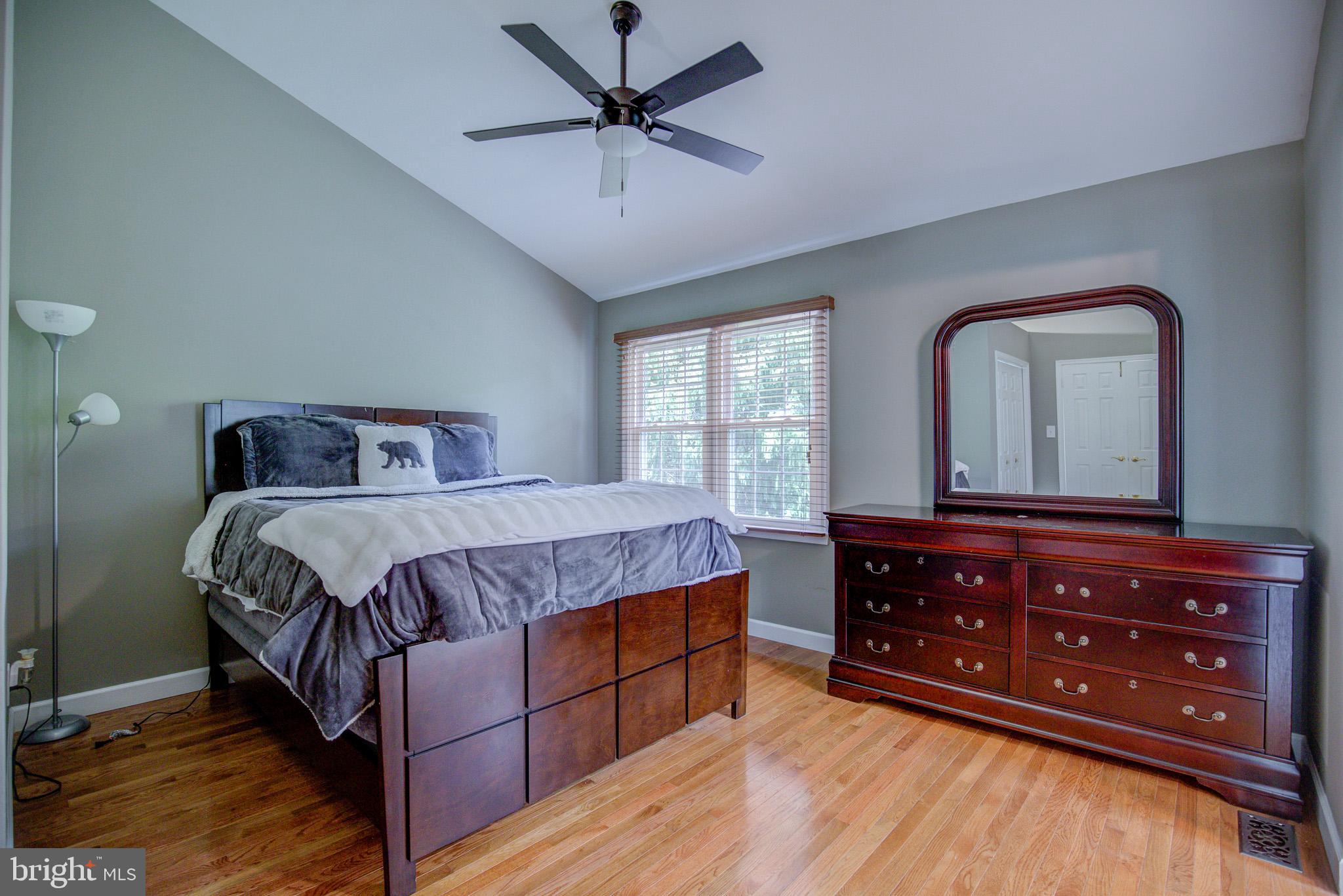 THE REACH - Residential