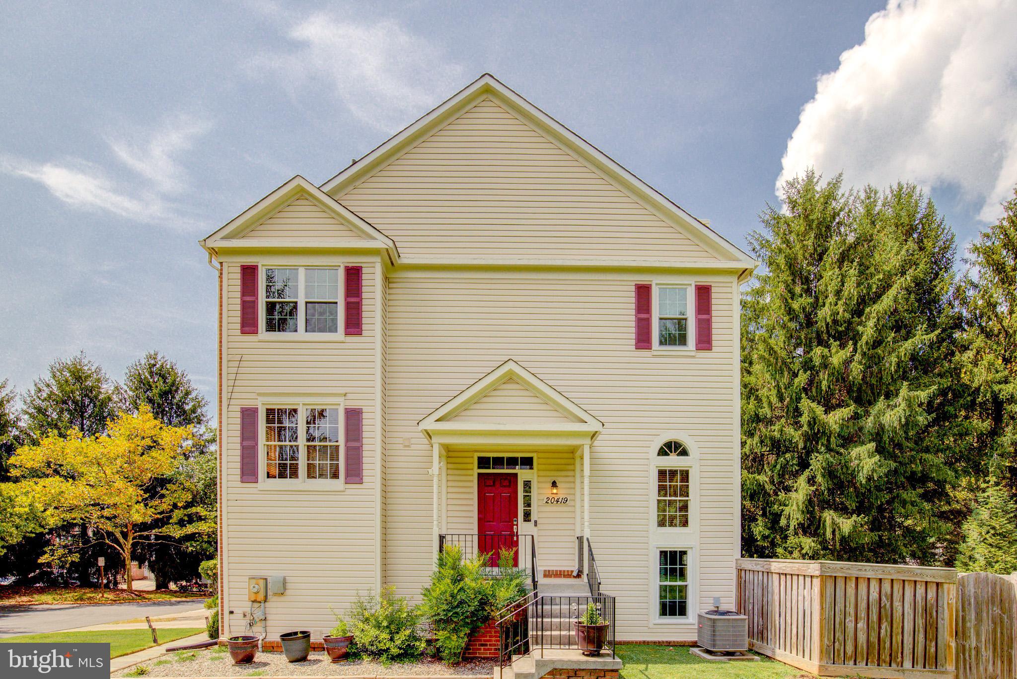 THE REACH - Residential