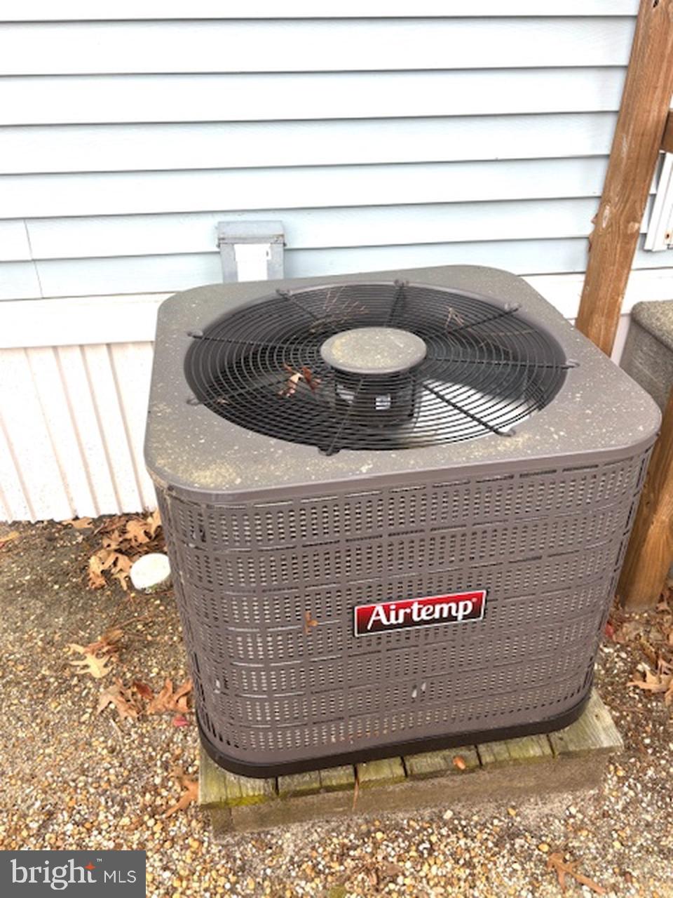 WEST BAY PARK - Residential