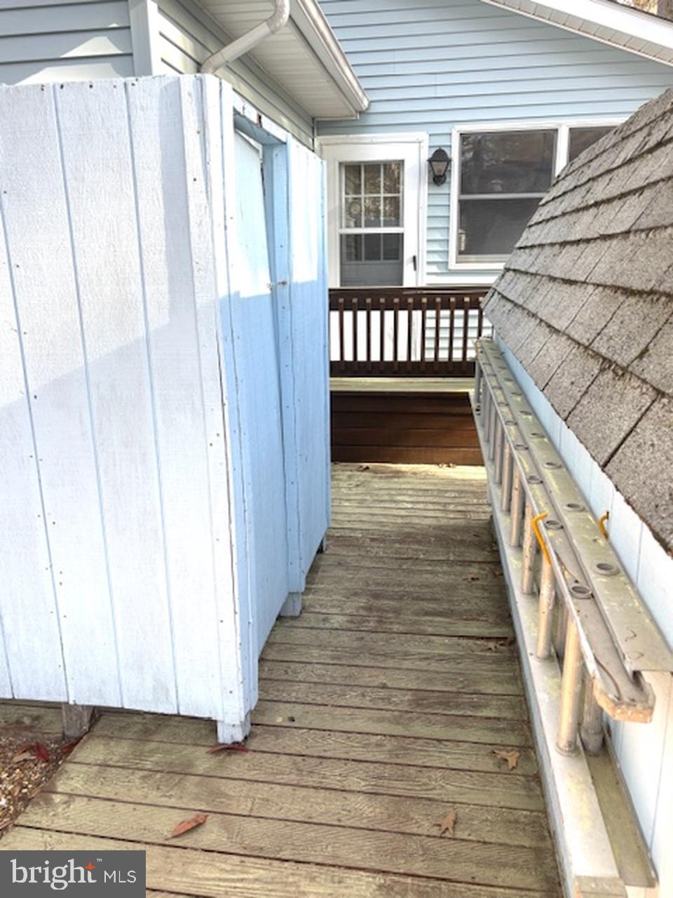 WEST BAY PARK - Residential