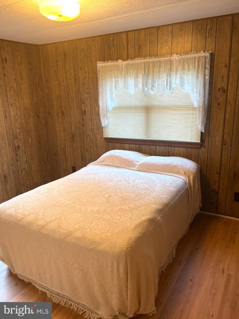 WEST BAY PARK - Residential