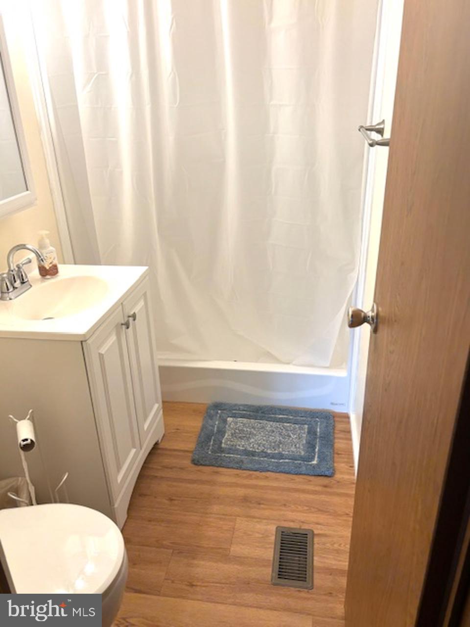 WEST BAY PARK - Residential