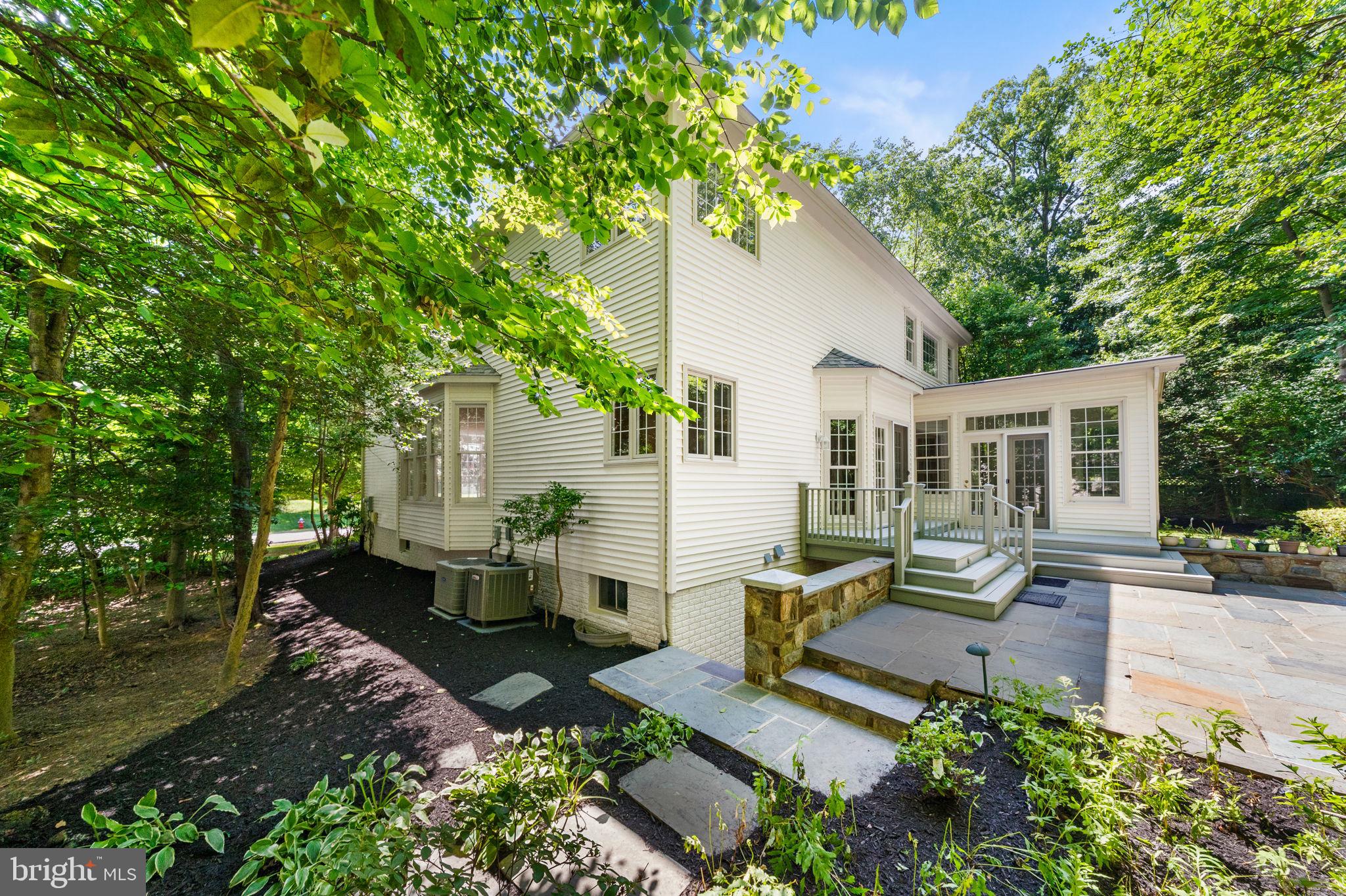 10324 REGENCY STATION DRIVE