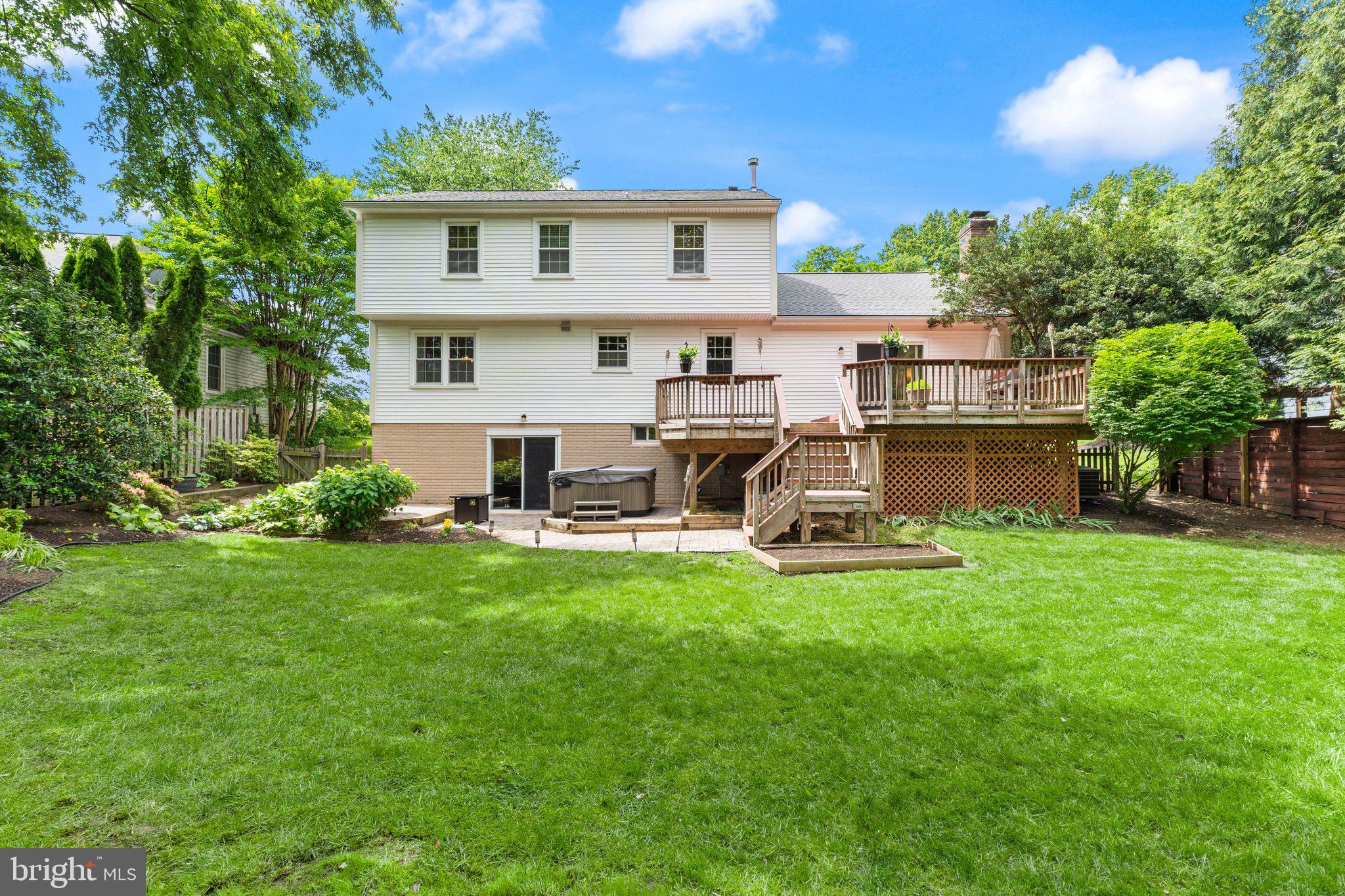 13441 MELVILLE LANE