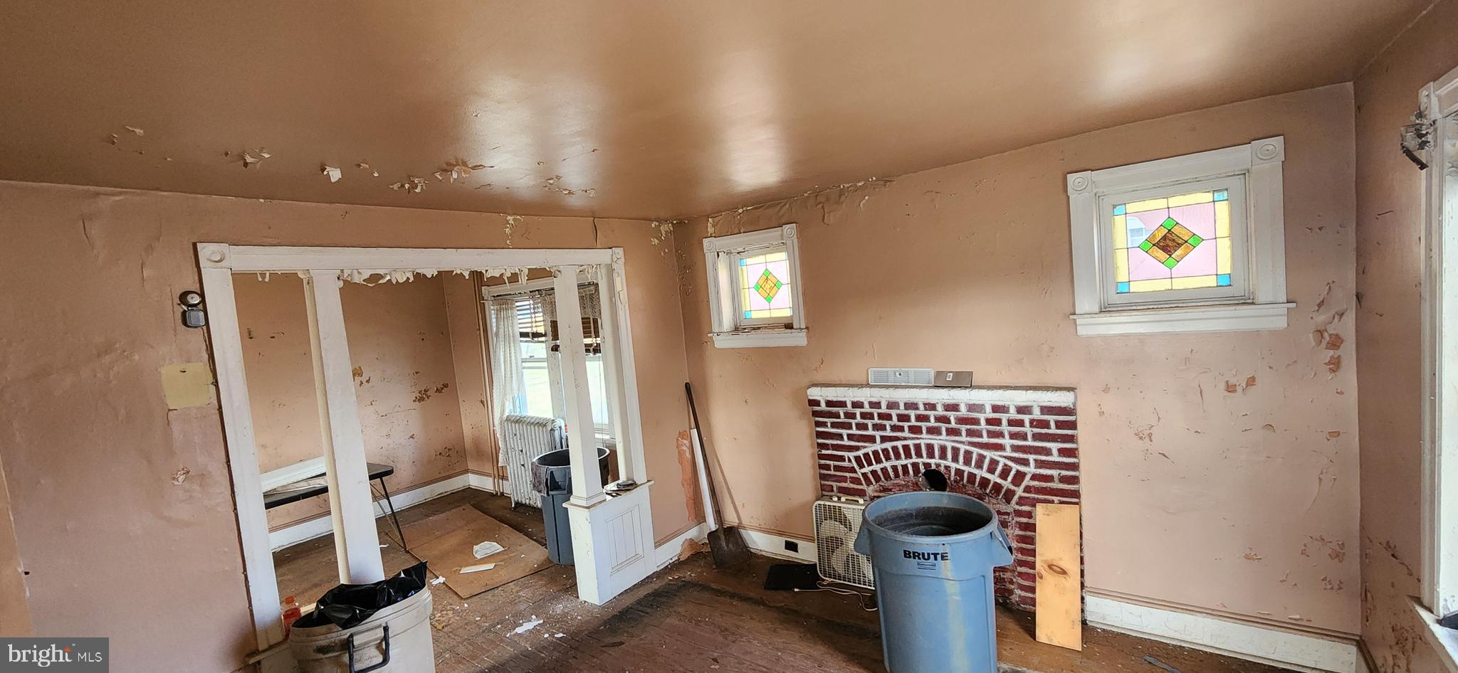 CRESTWOOD - Residential