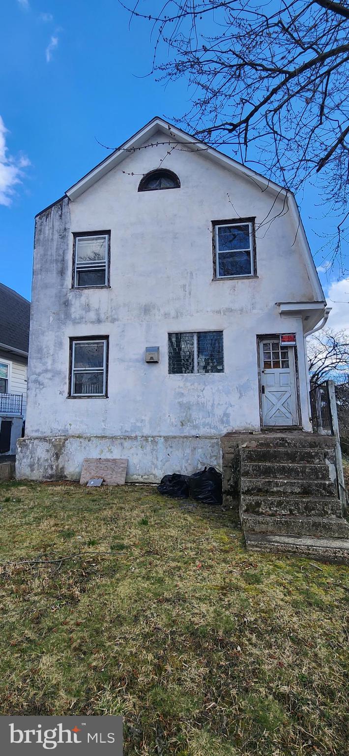 CRESTWOOD - Residential