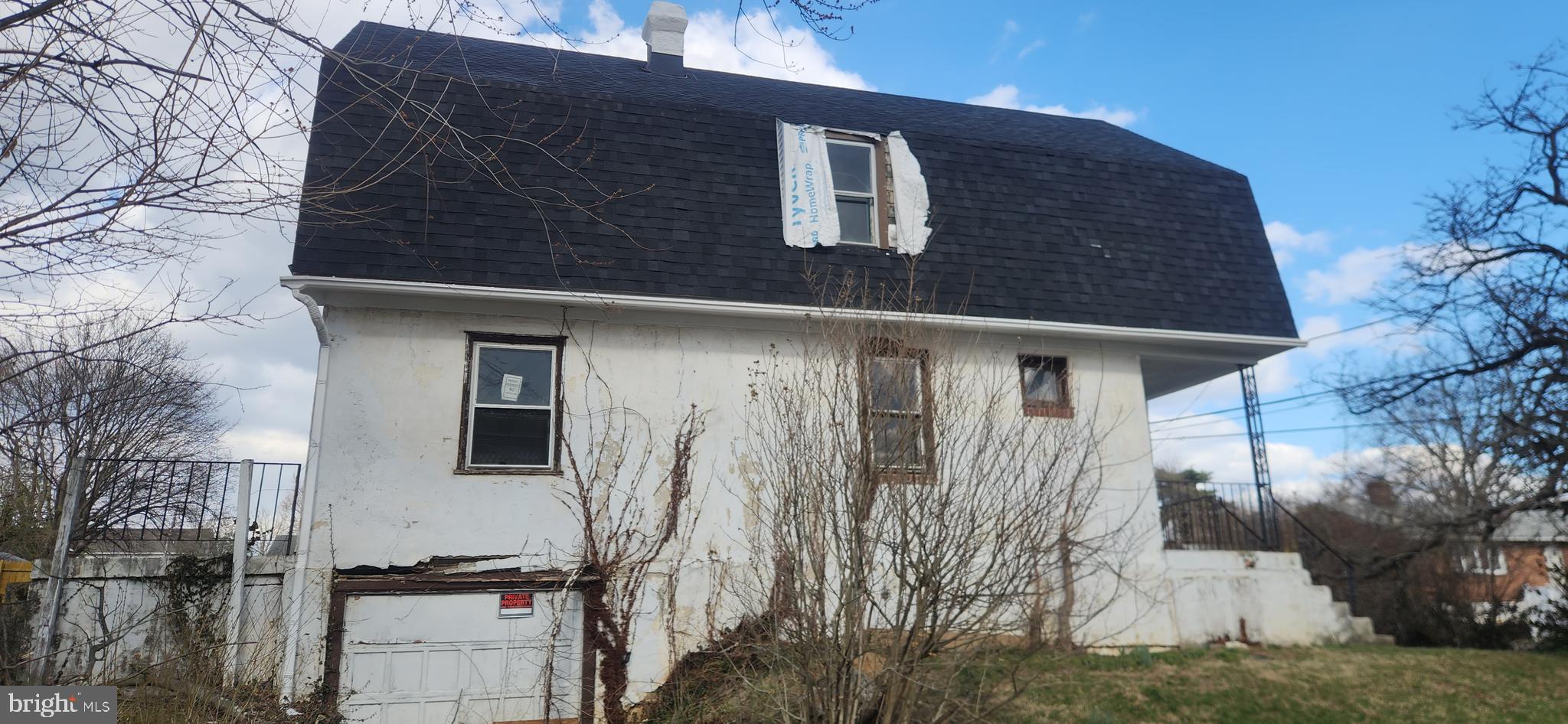 CRESTWOOD - Residential