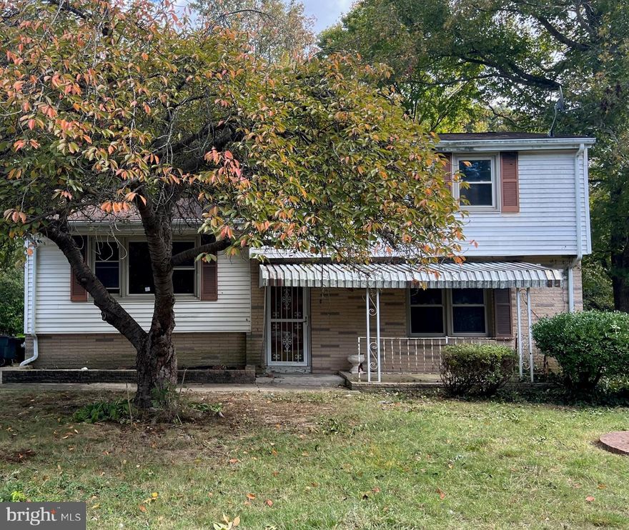 This charming 4-bedroom, 1.5-bath single-family home is ready for your ideas and vision. Nestled on a spacious lot, the property features a large deck and off street parking. Inside, you'll find a separate dining room, a breakfast area in the kitchen, and plenty of space. Located in the Perrywoods neighborhood, this home won’t be on the market for long—schedule your showing today before it's gone!