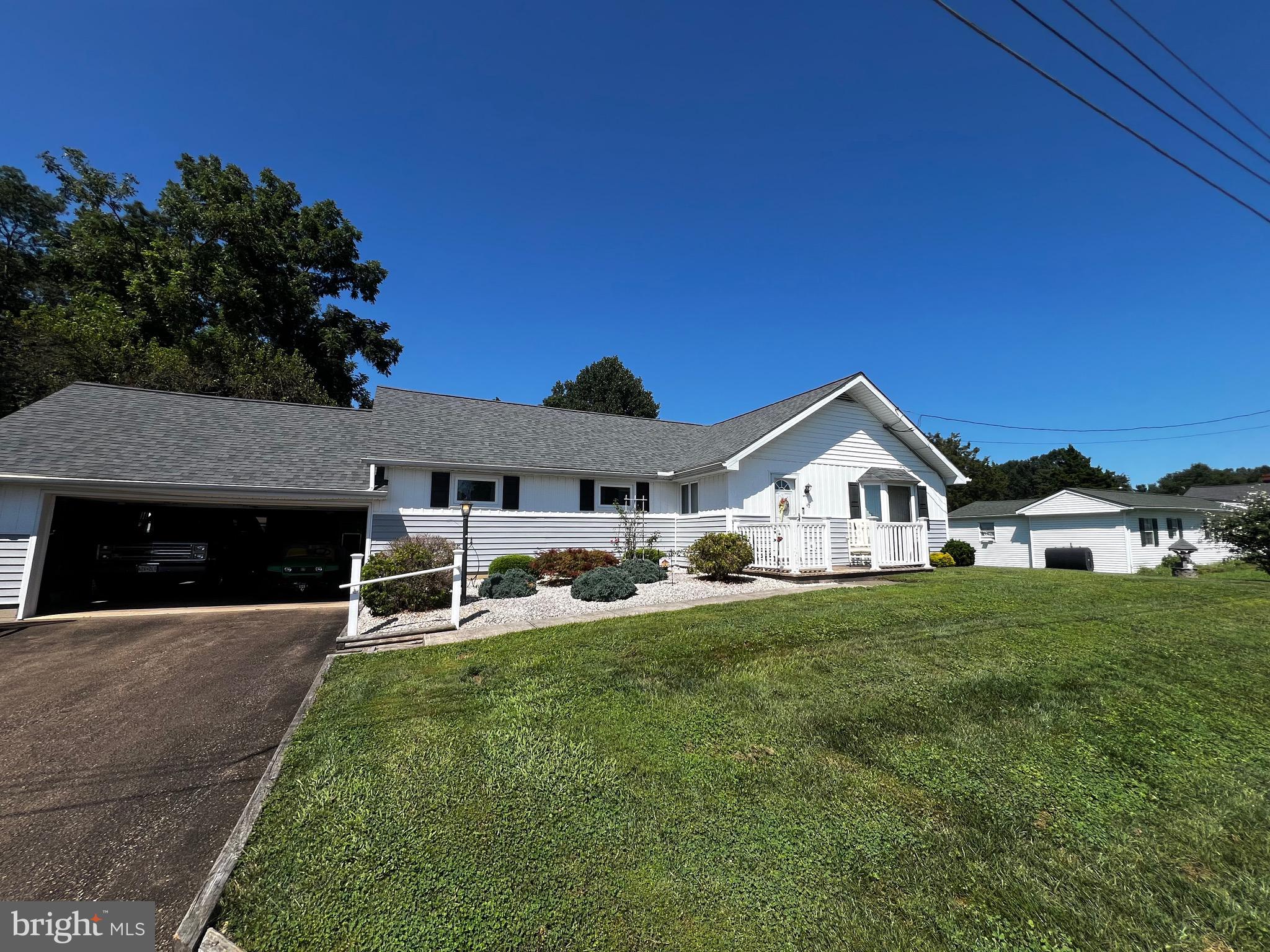 42 SPREADY OAK ROAD