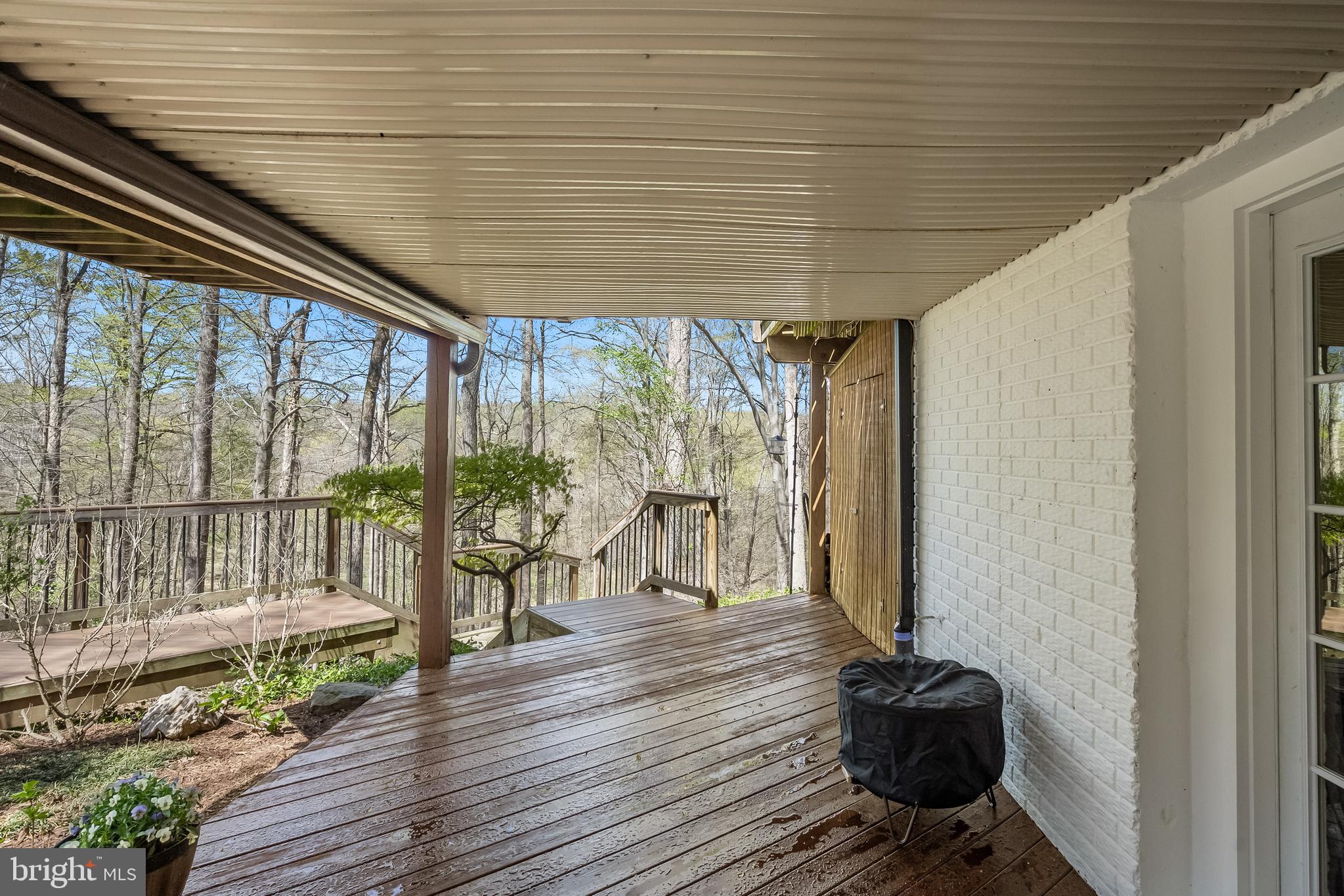 FAIRFAX STATION - Residential