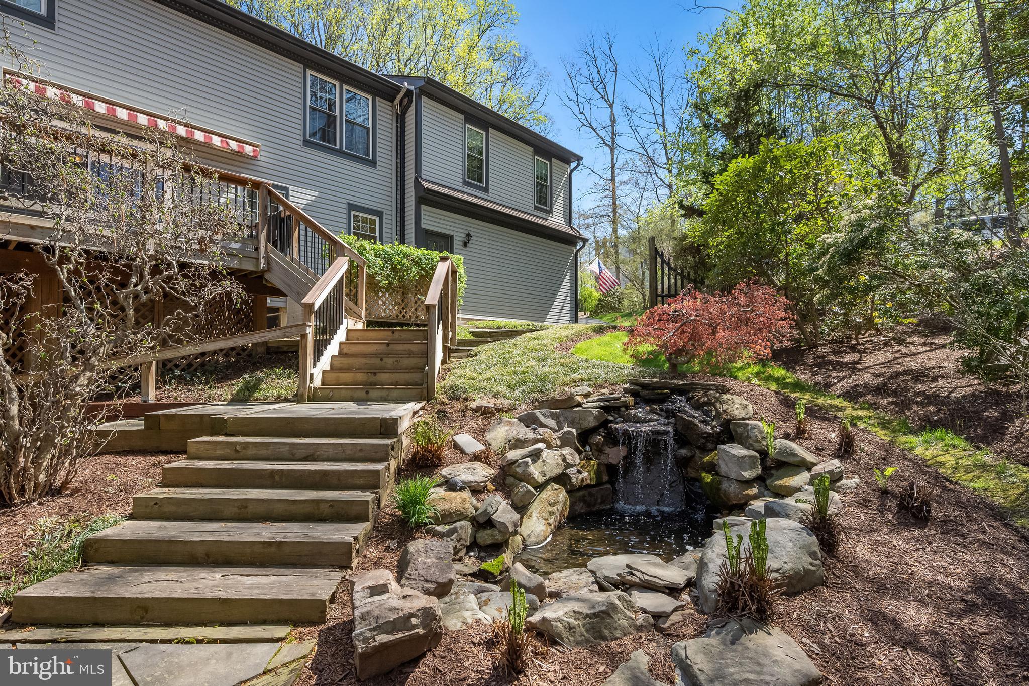 FAIRFAX STATION - Residential