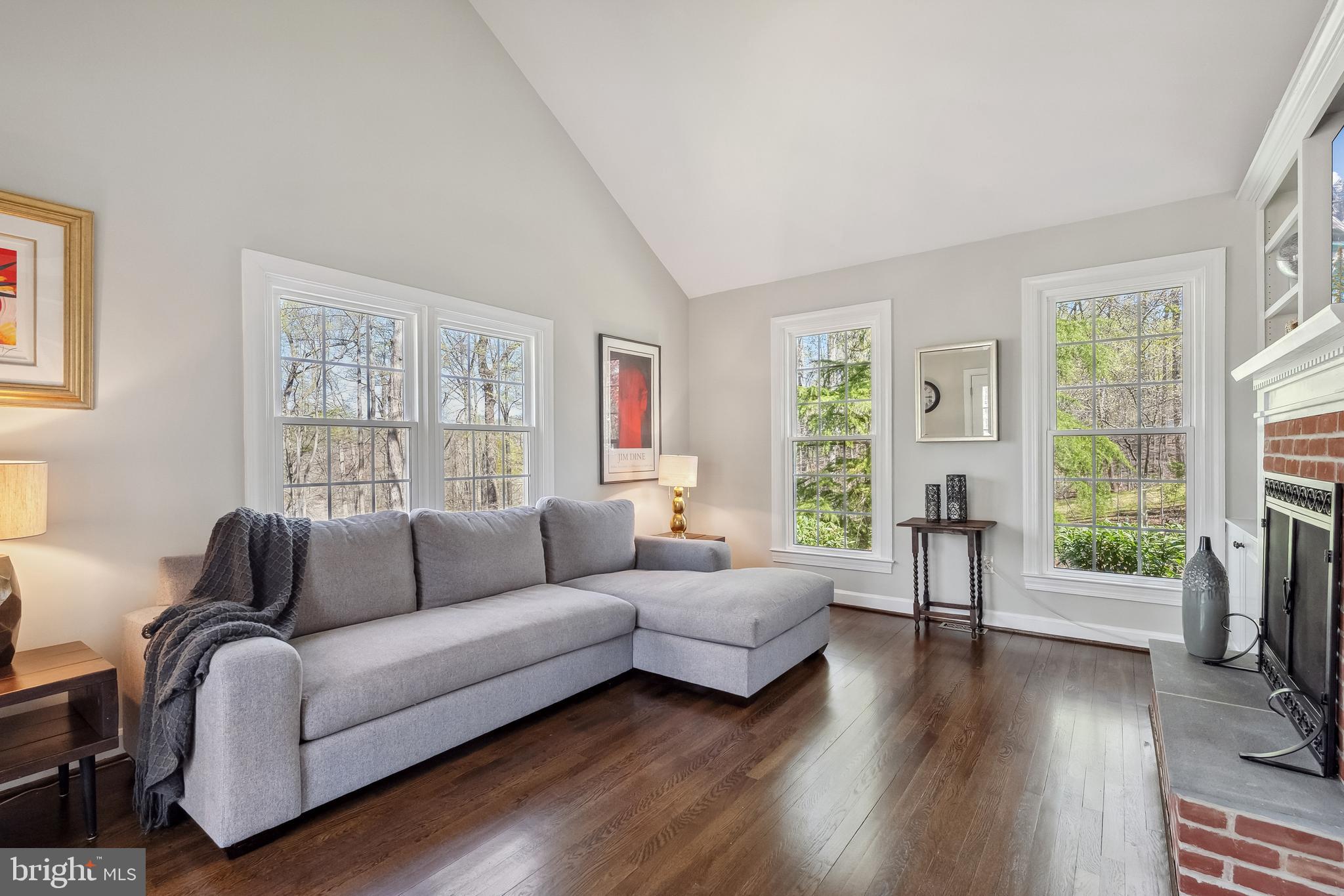 FAIRFAX STATION - Residential