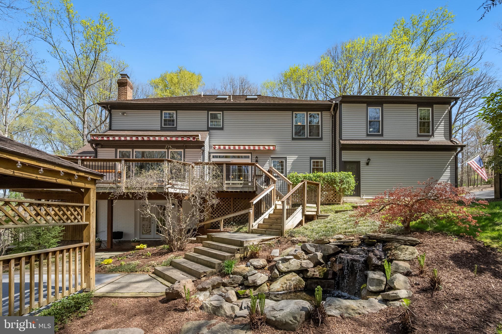 FAIRFAX STATION - Residential