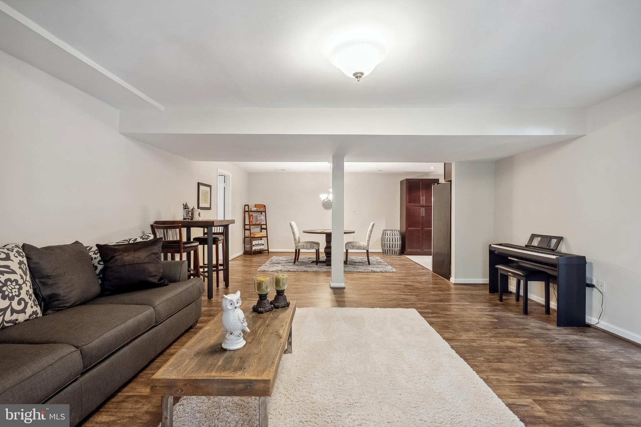 FAIRFAX STATION - Residential