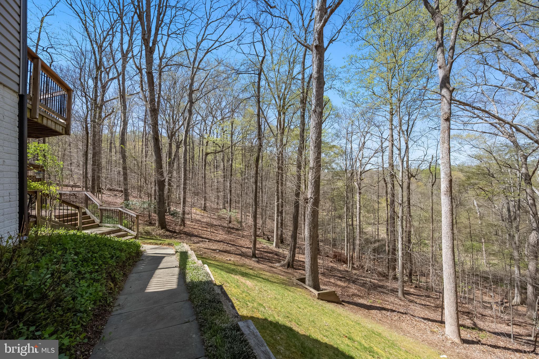 FAIRFAX STATION - Residential