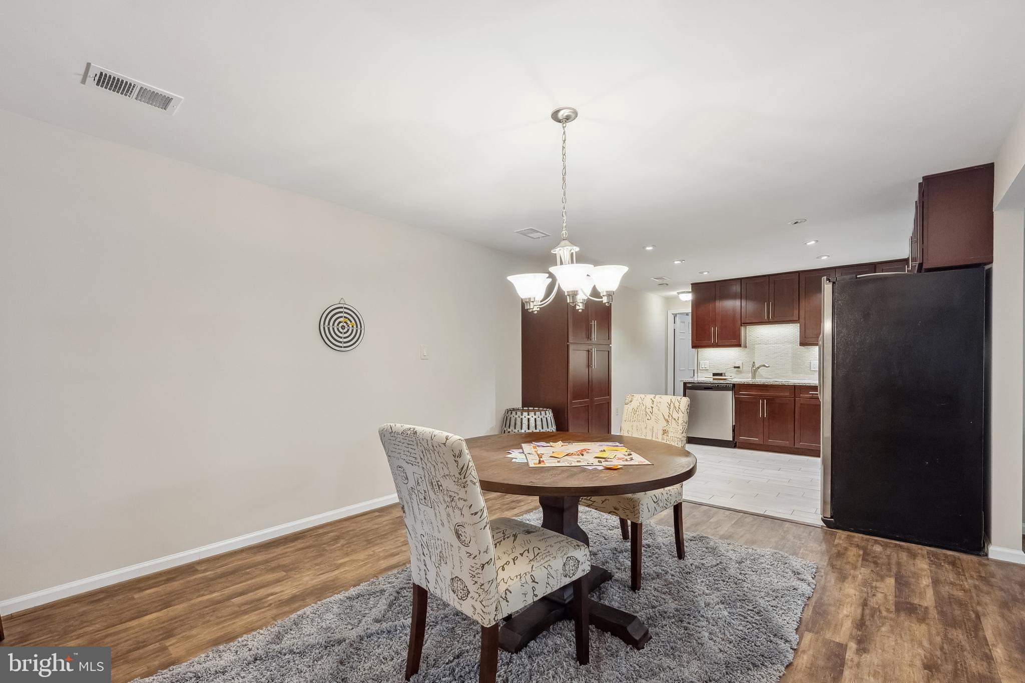 FAIRFAX STATION - Residential