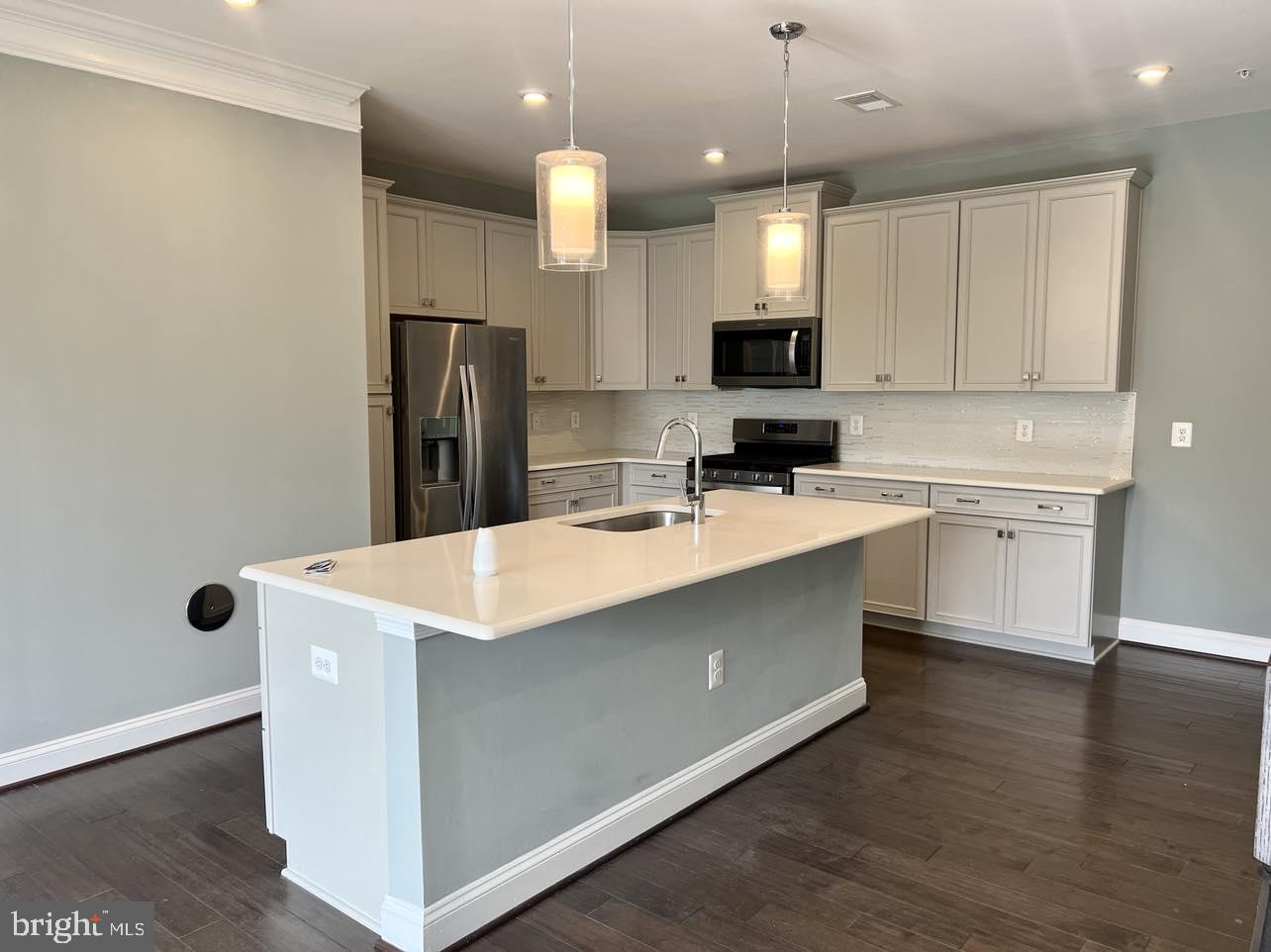 RIVERWALK AT CROFTON - Residential Lease