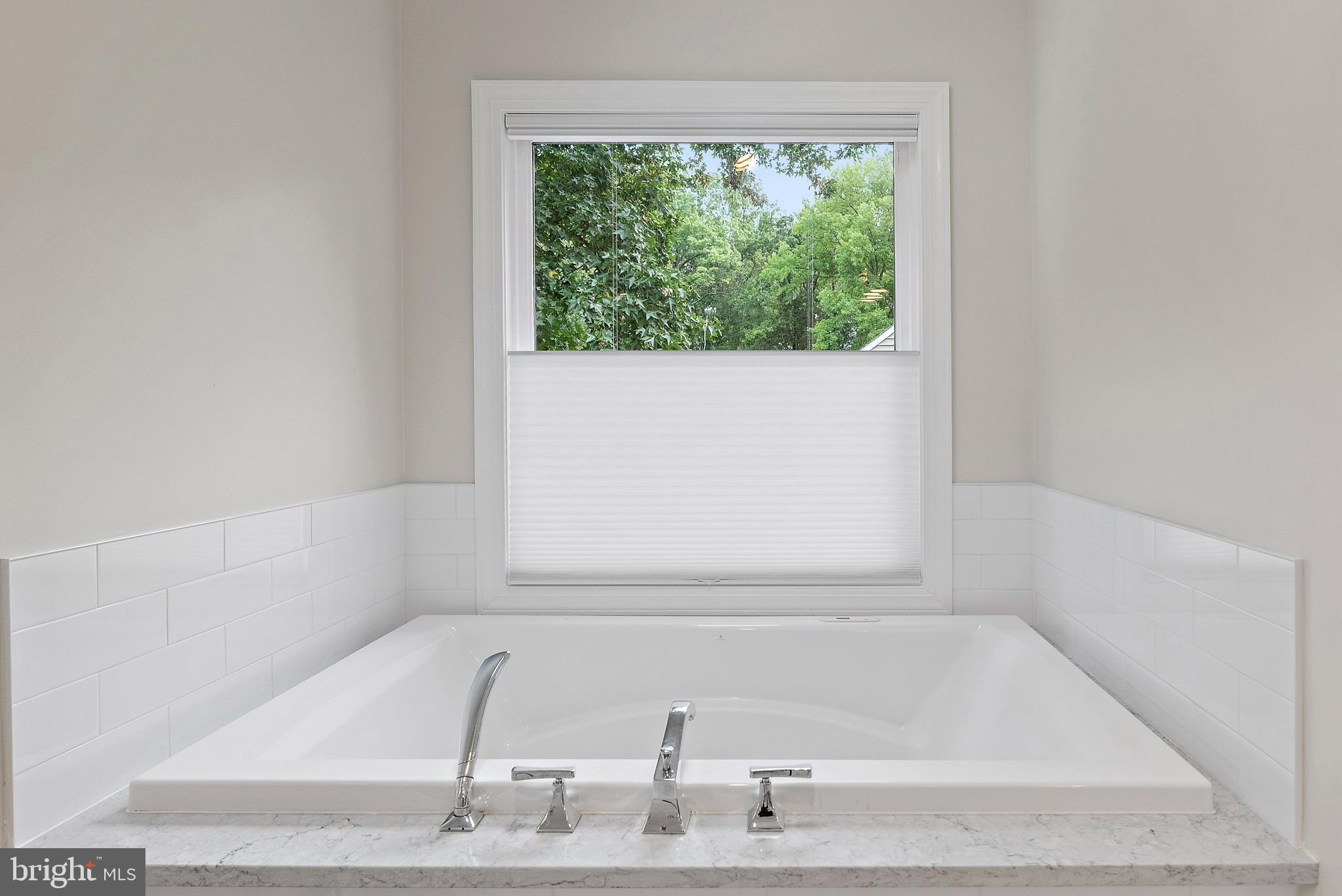 FISHING CREEK FARM - Residential