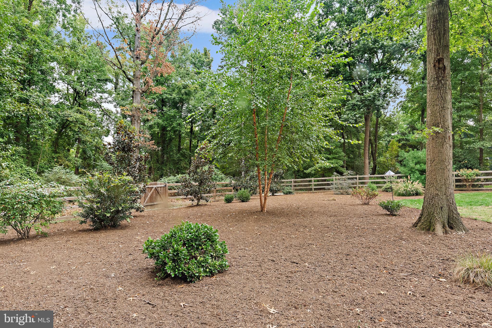 FISHING CREEK FARM - Residential