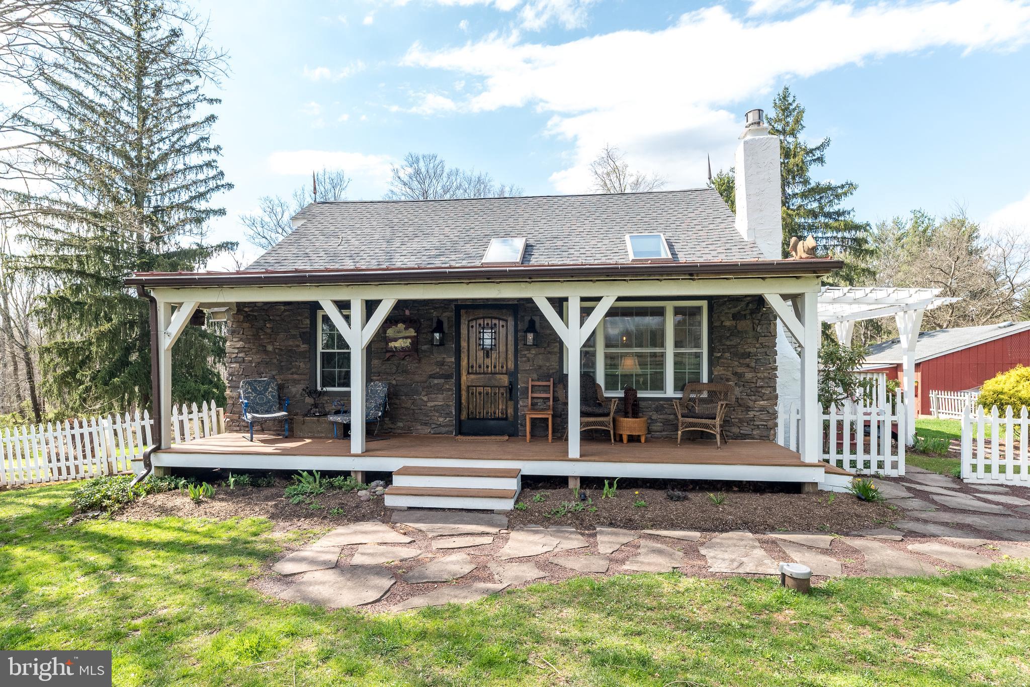 DURHAM VILLAGE - Residential