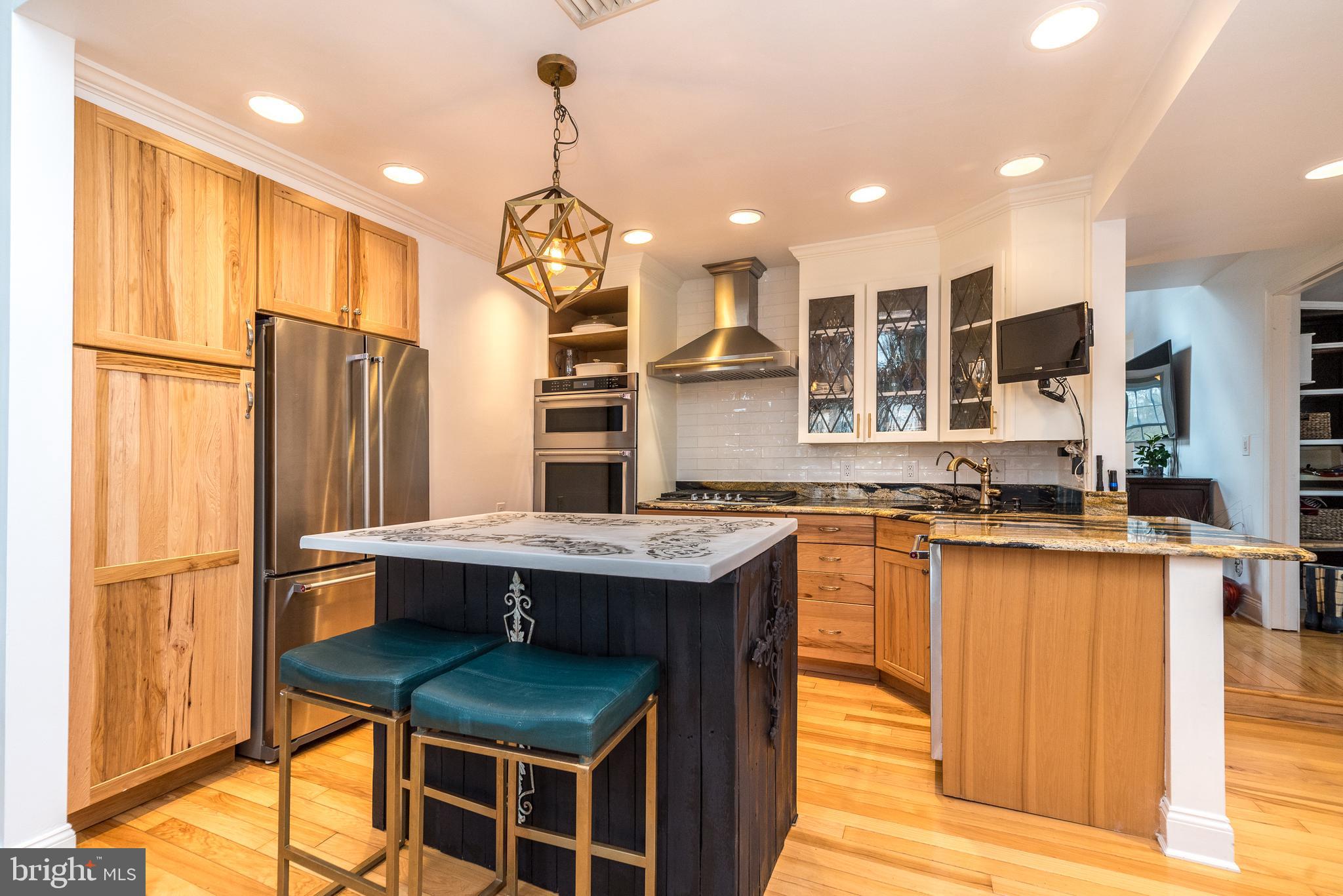 DURHAM VILLAGE - Residential