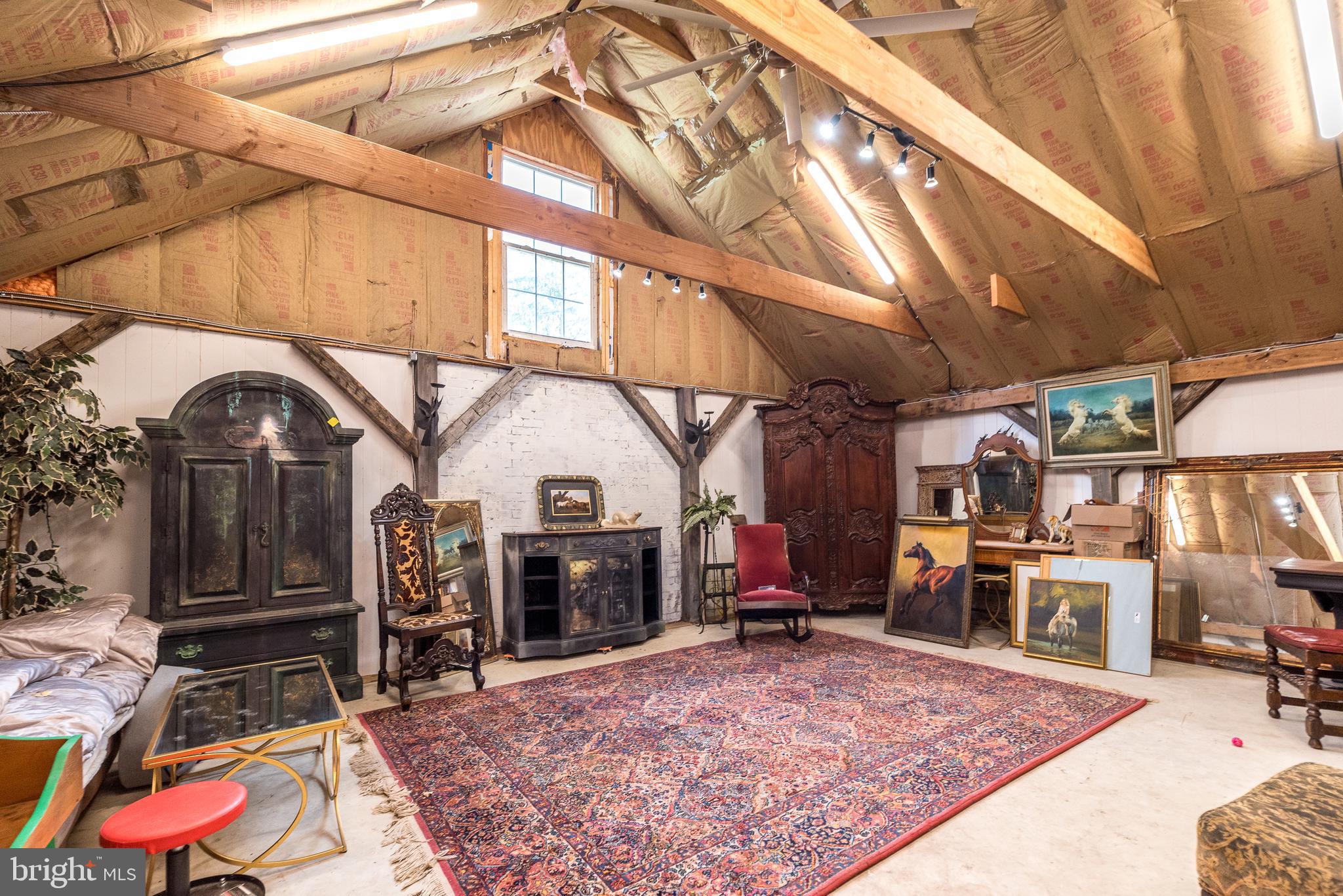 DURHAM VILLAGE - Residential