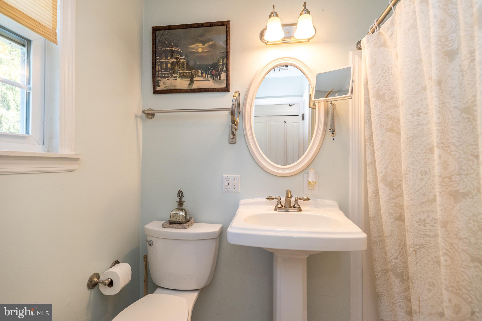 DURHAM VILLAGE - Residential