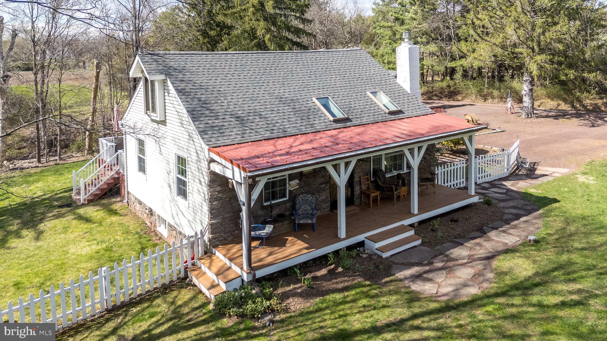 DURHAM VILLAGE - Residential