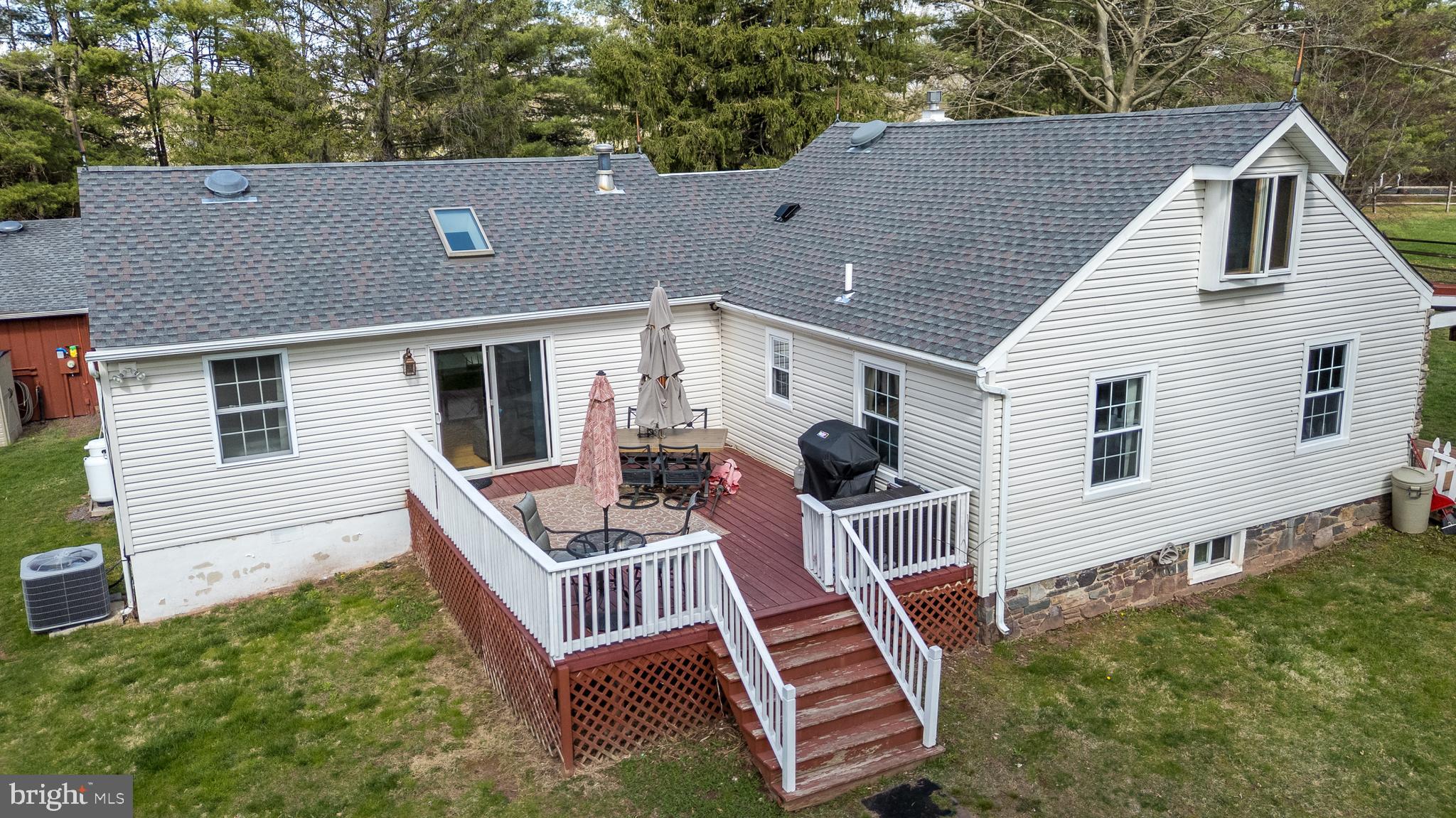 DURHAM VILLAGE - Residential